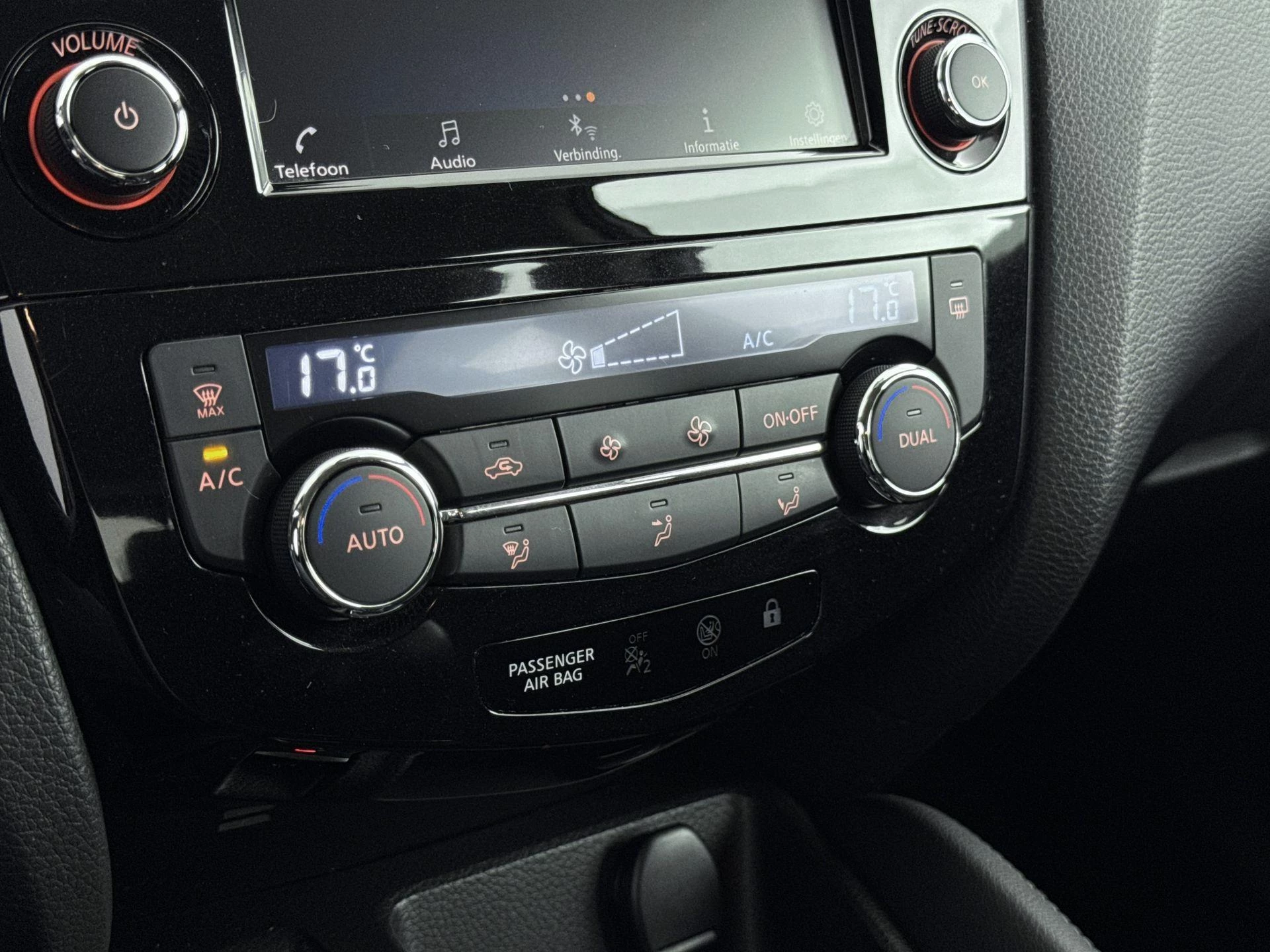 Nissan-QASHQAI-image-18