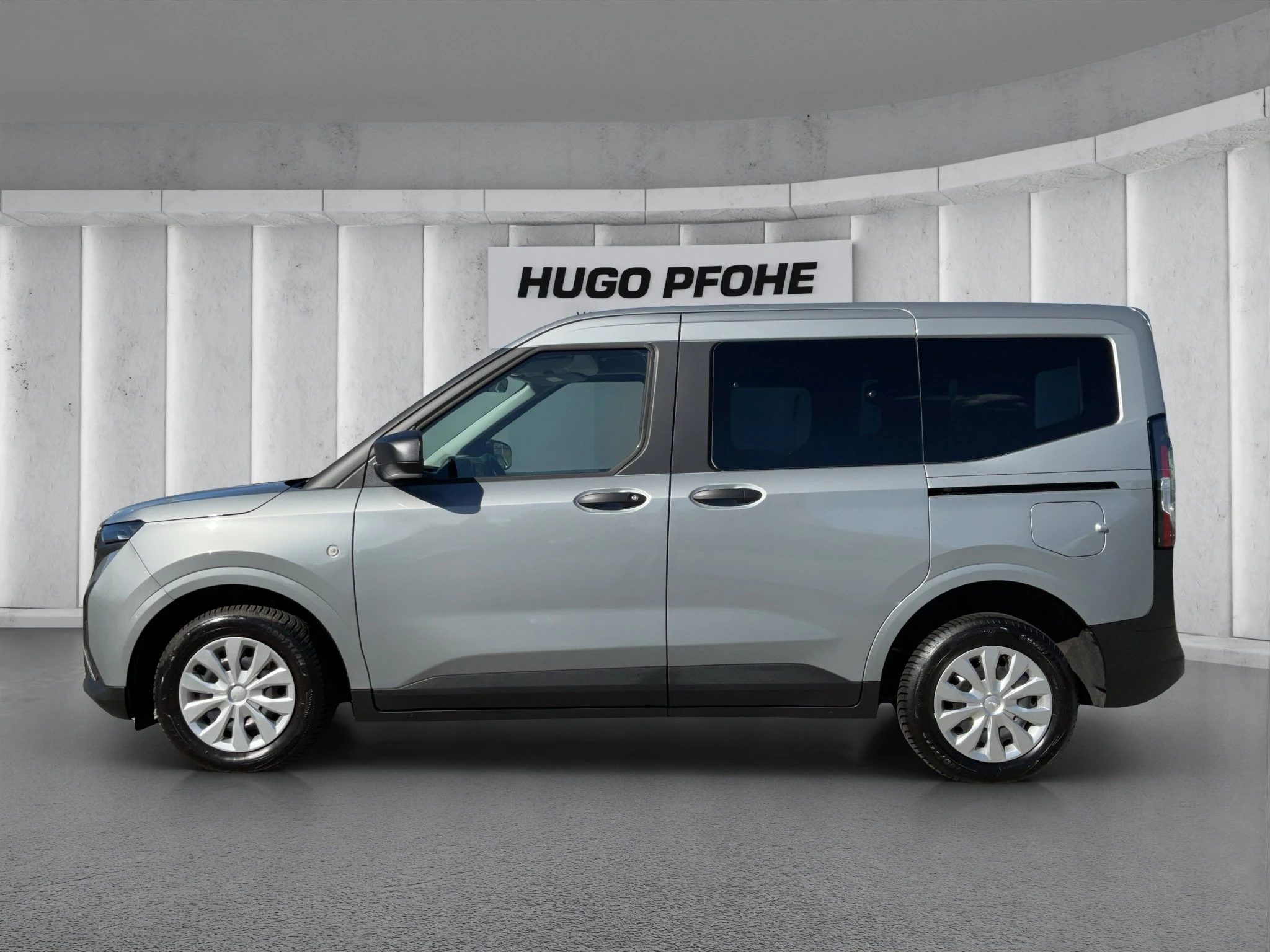 Ford-Tourneo Courier-image-1