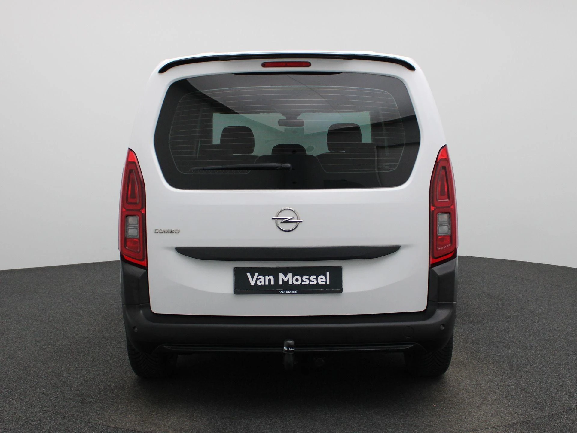 Opel-Combo Life-image-4