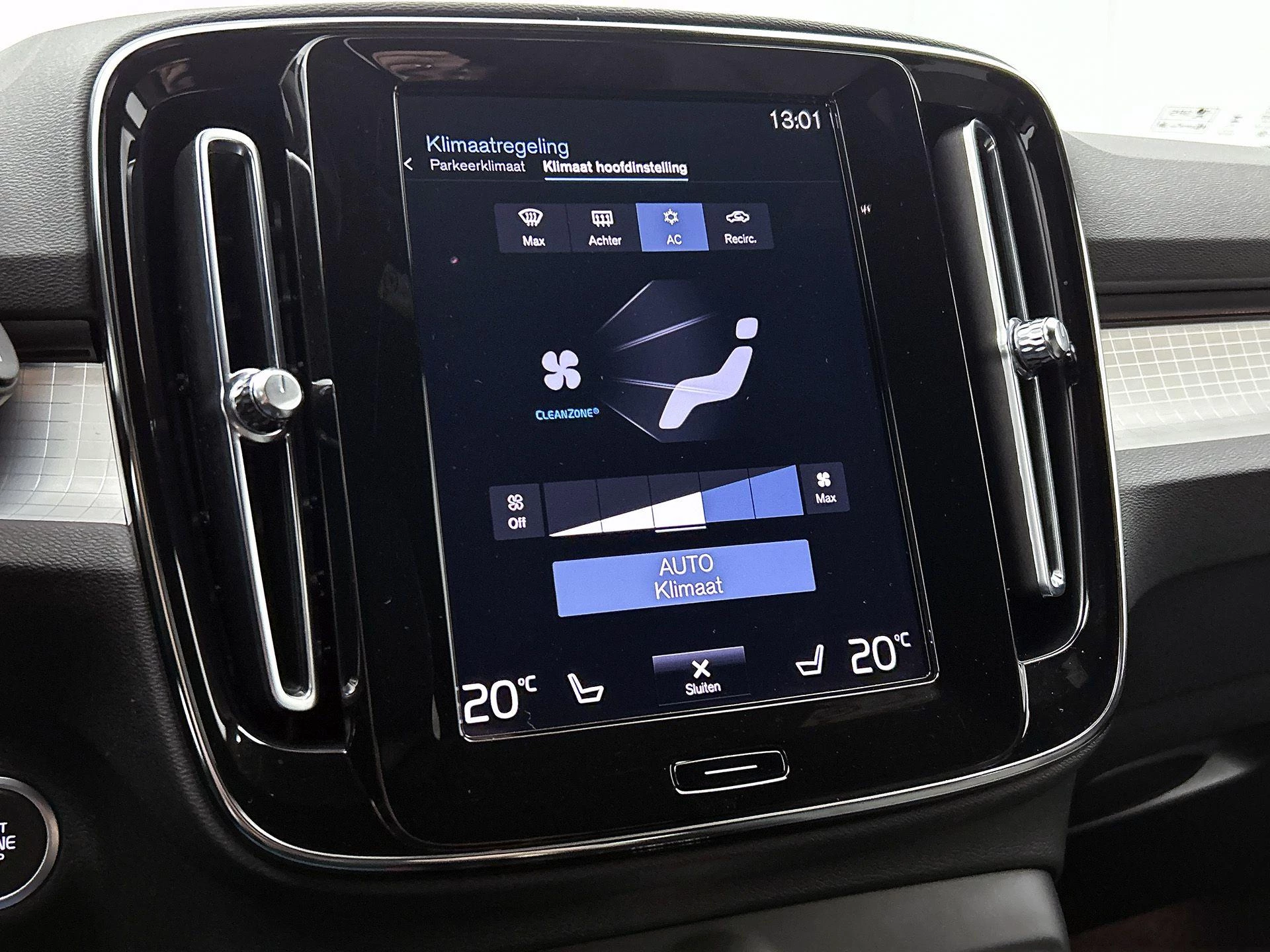 Volvo XC40 T5 Recharge Plus Bright