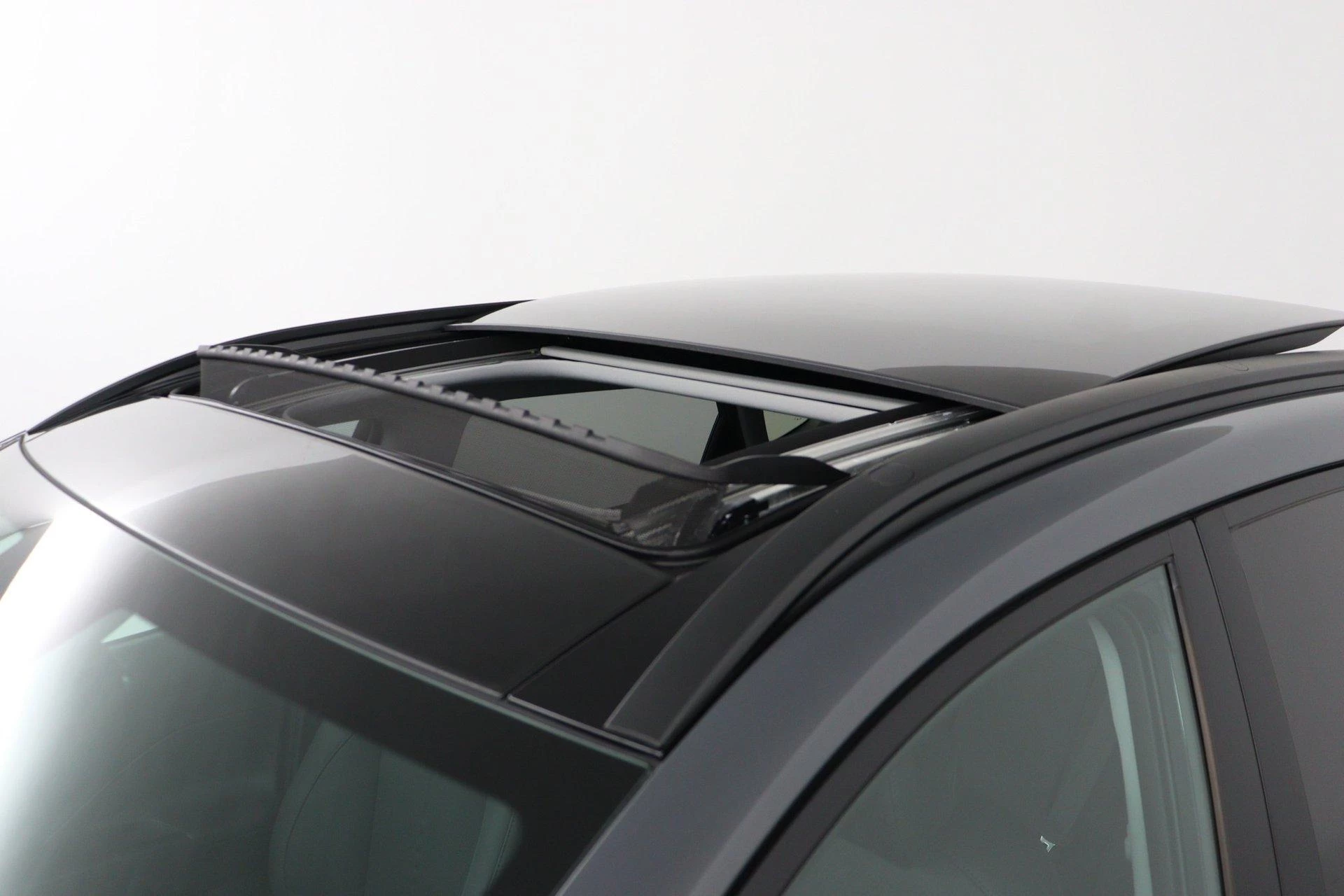 Hyundai Kona 1.6 GDI HEV Premium Sky