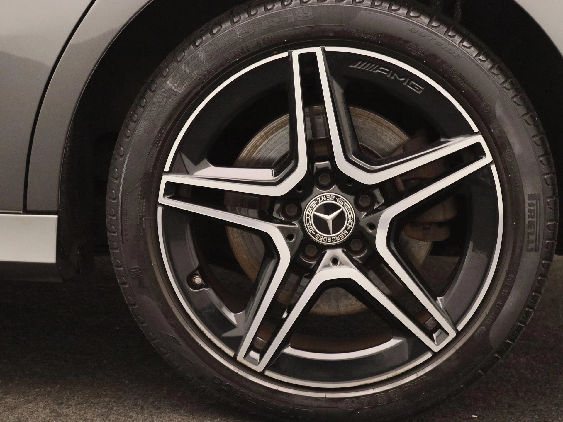 Mercedes-Benz-A-Klasse-image-16
