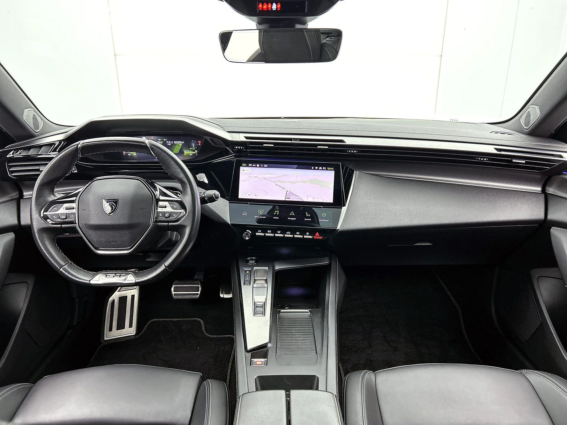 Peugeot-308-image-27