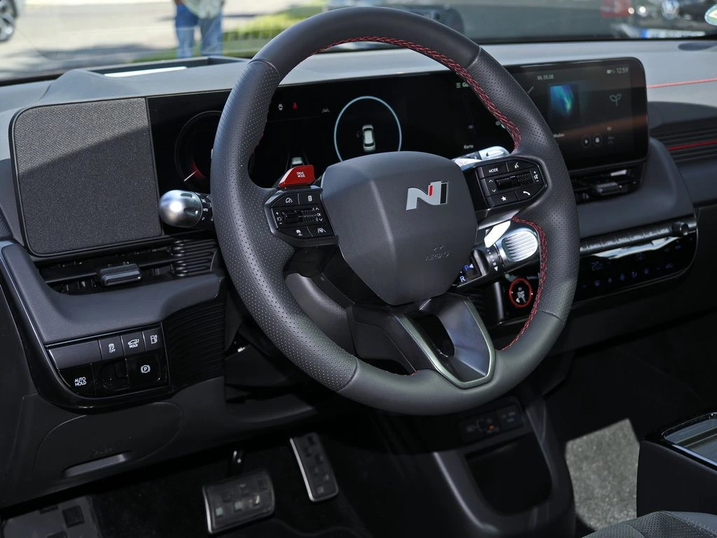 Hyundai-IONIQ 5-image-7