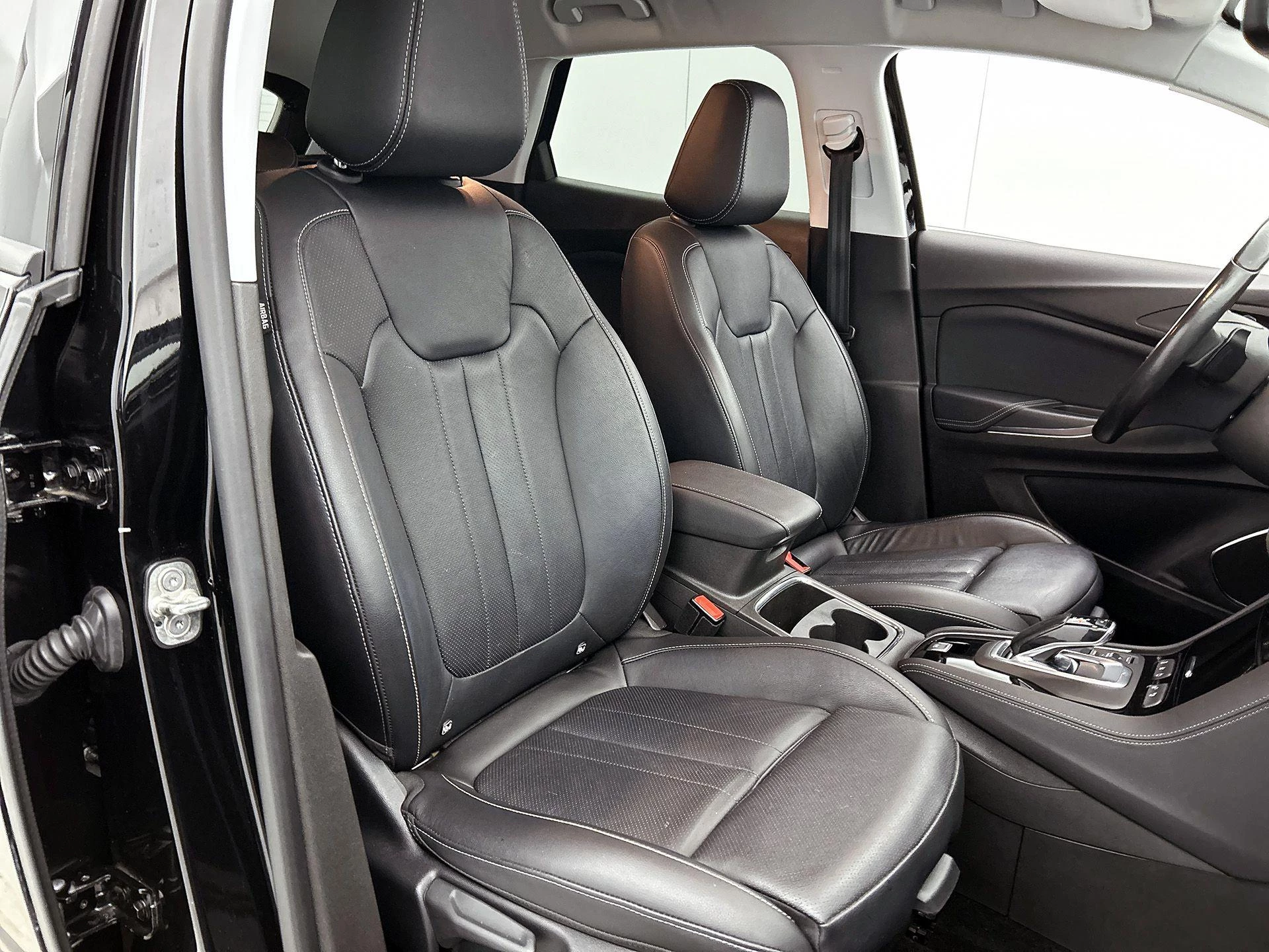 Opel-Grandland X-image-40