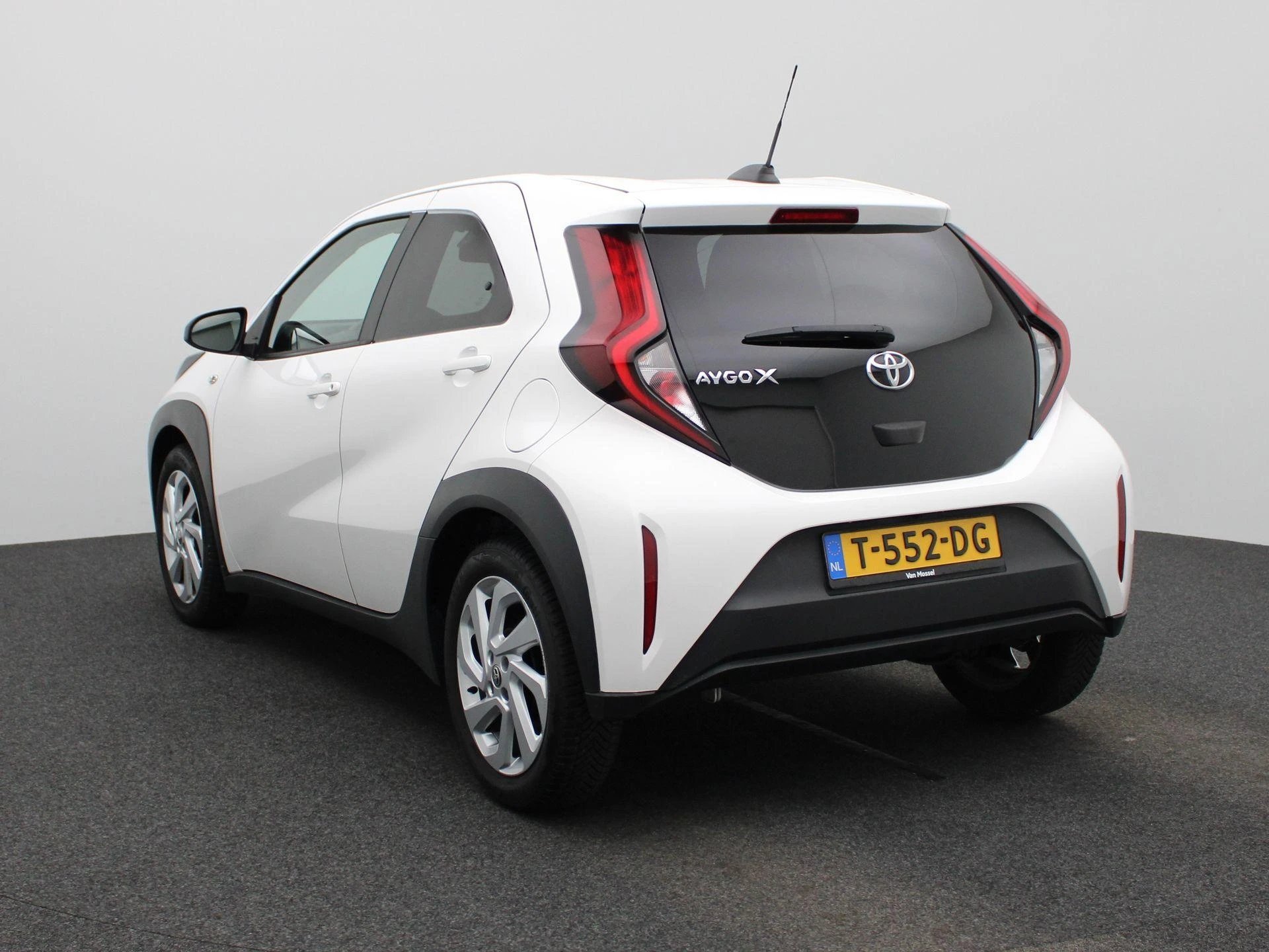 Toyota-Aygo-image-1