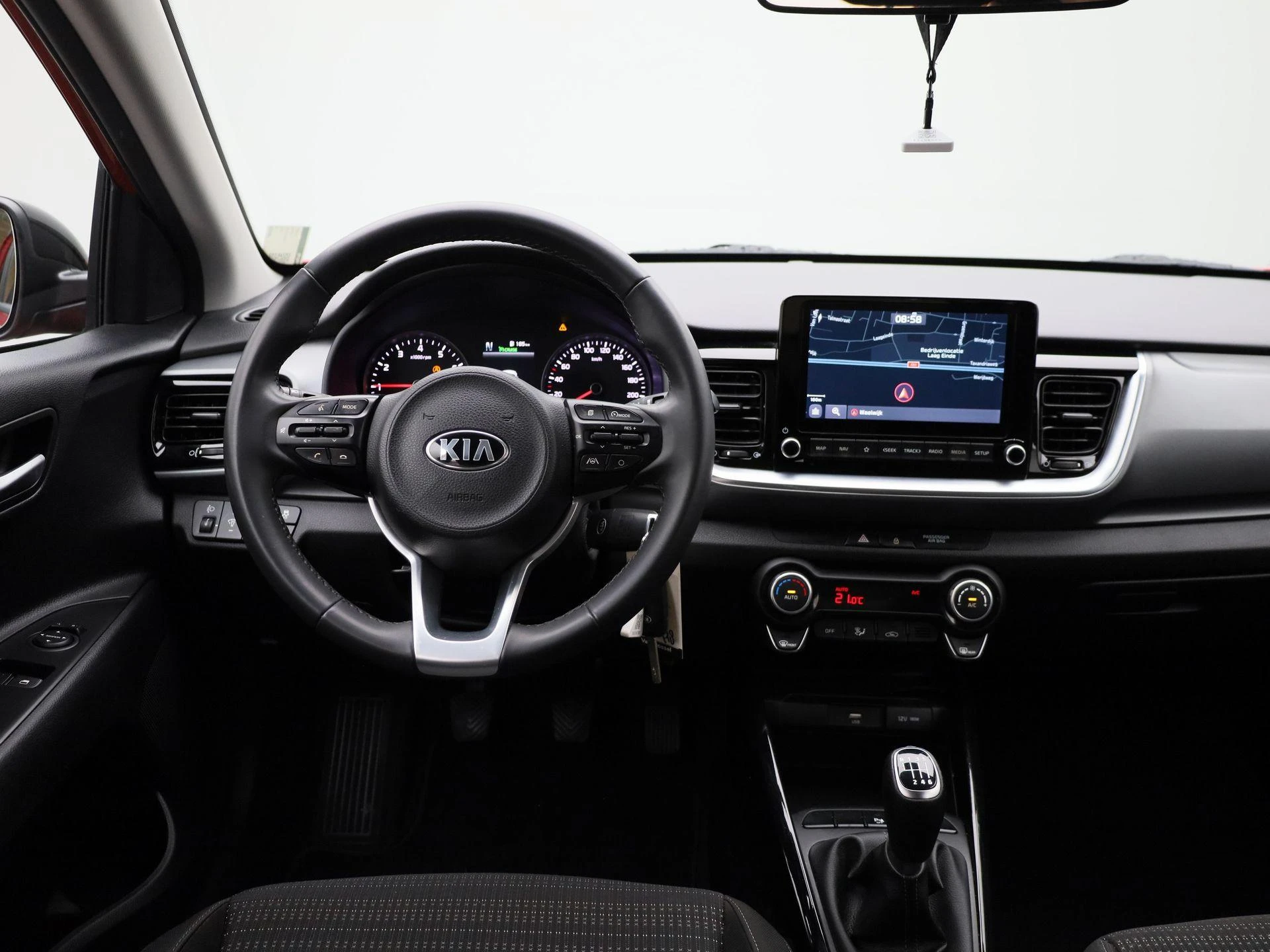 Kia-Stonic-image-6