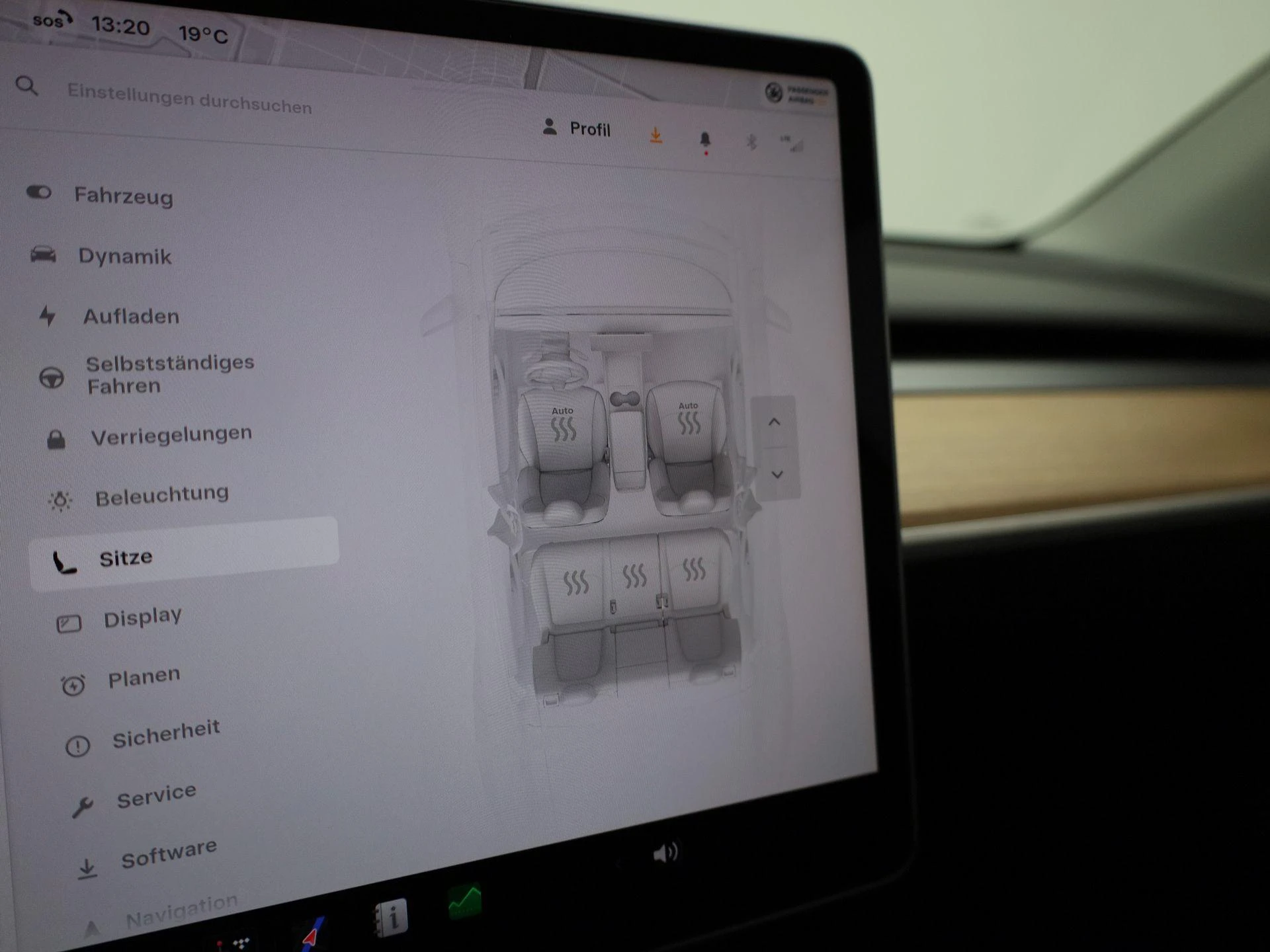Tesla-Model Y-image-22