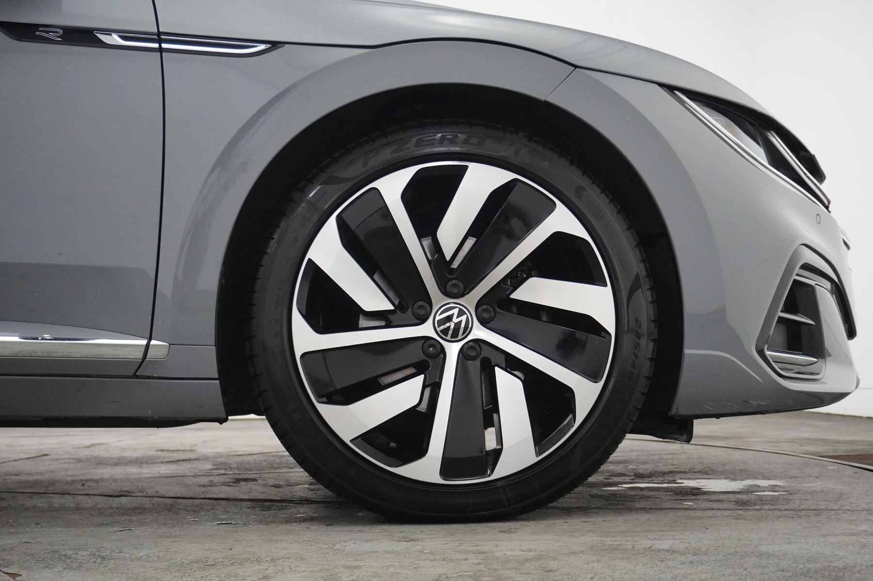 Volkswagen-Arteon-image-24