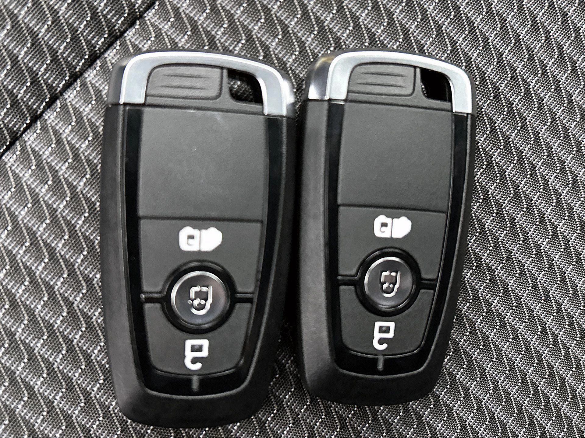 Volkswagen-Transporter-image-24