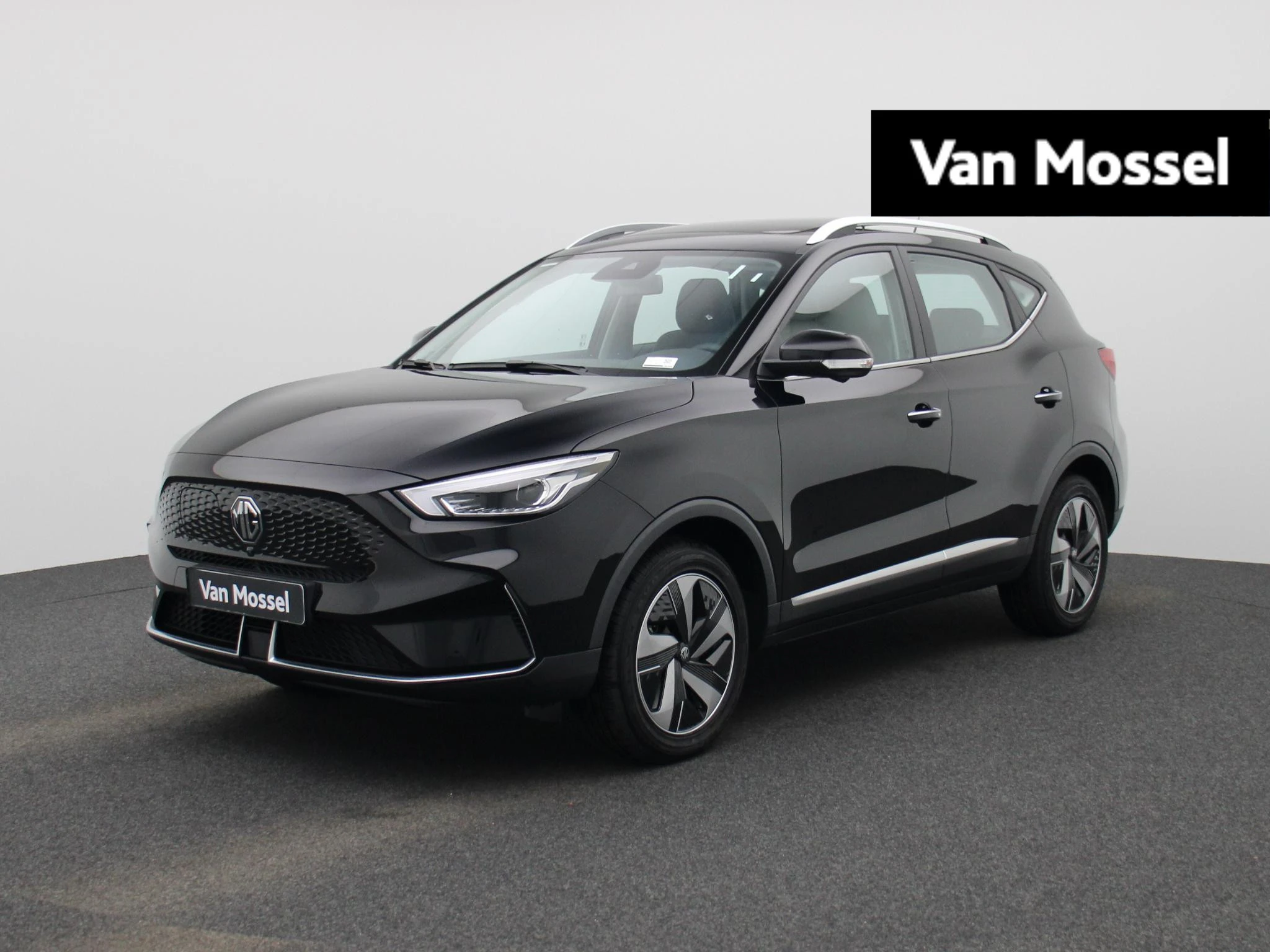 MG-ZS EV-image-0
