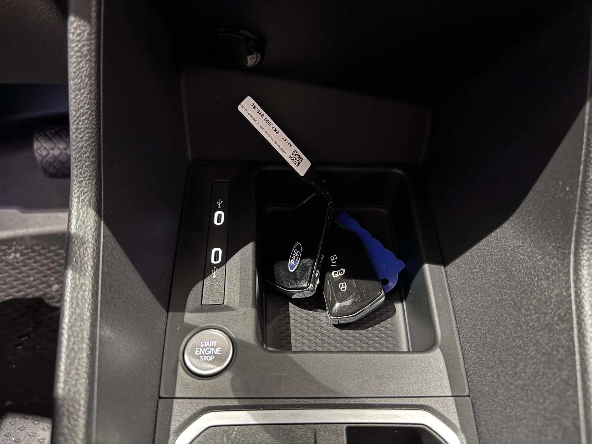 Ford-Transit Connect-image-29