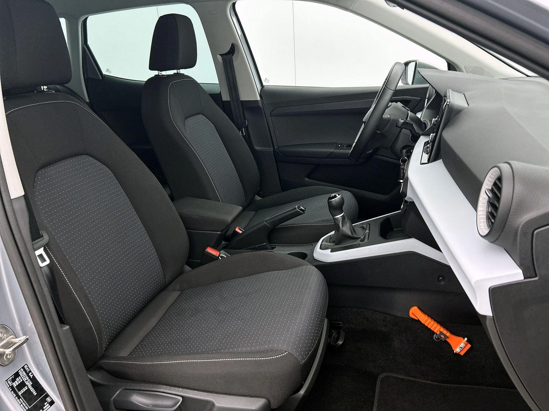 SEAT-Arona-image-32