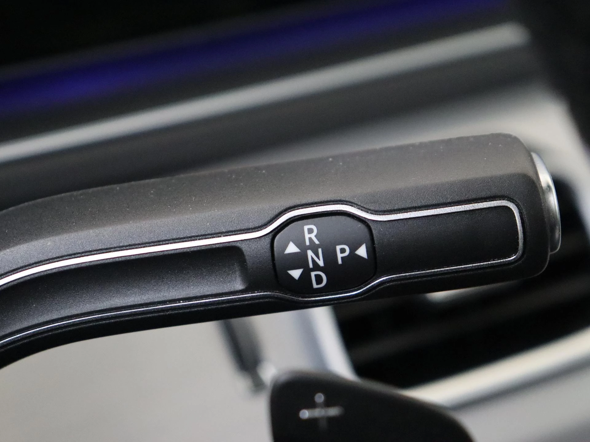 Mercedes-Benz-GLE-image-15