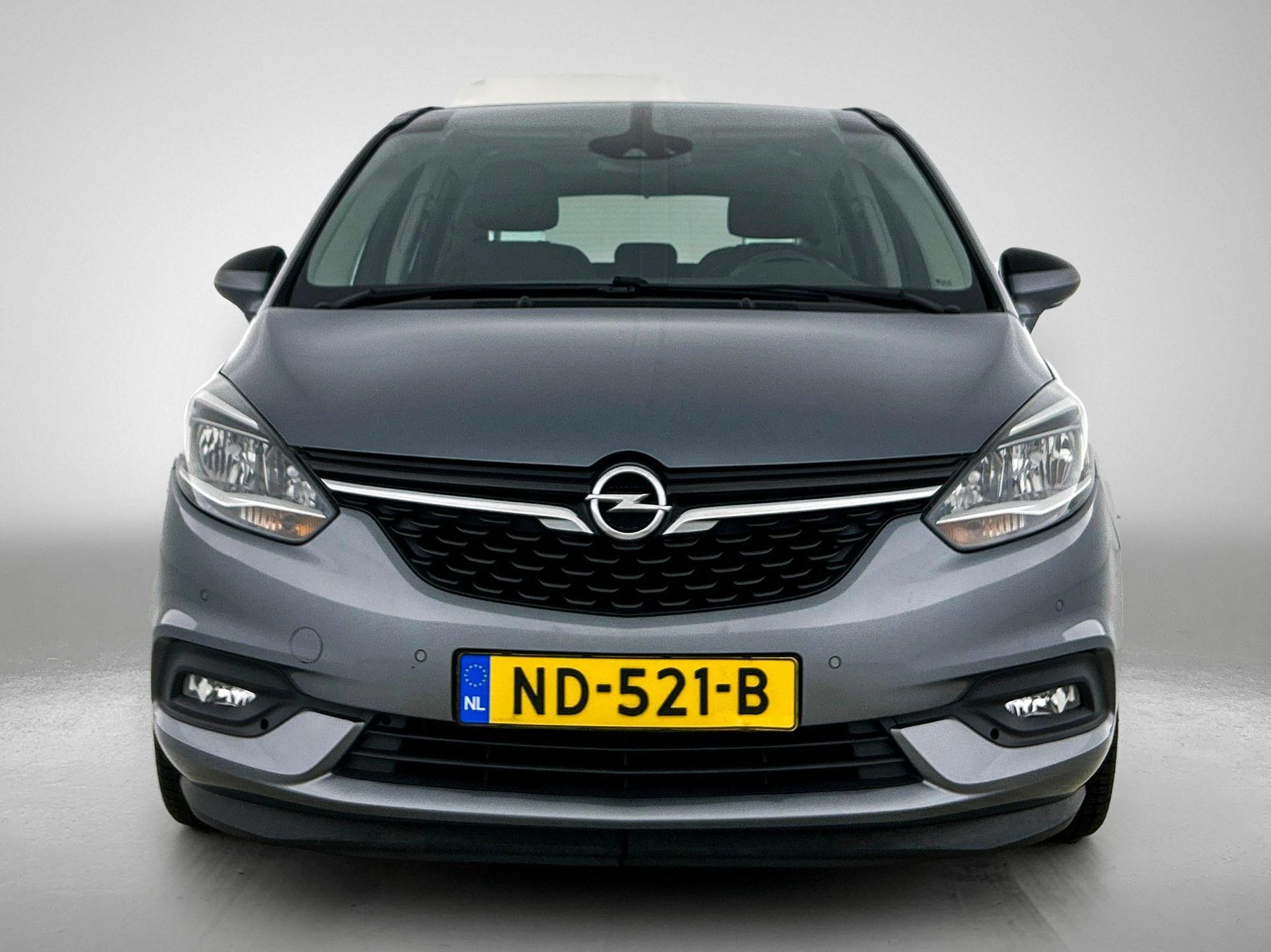 Opel-Zafira-image-4