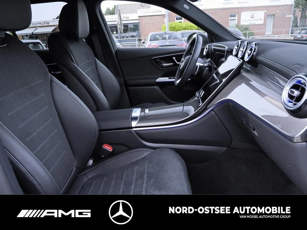 Mercedes-Benz GLC 300 d AMG 4M DISTRONIC MBUX SHZ LED AMG Line