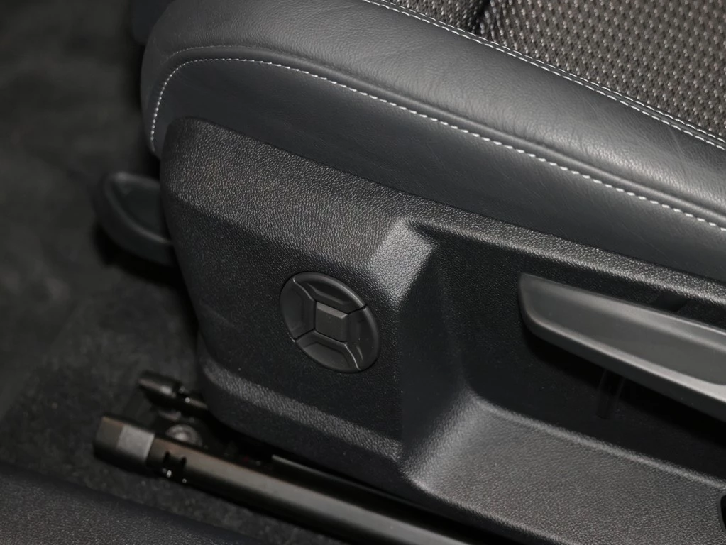 Audi A3 Limousine 30 TFSI S line 6-Gang