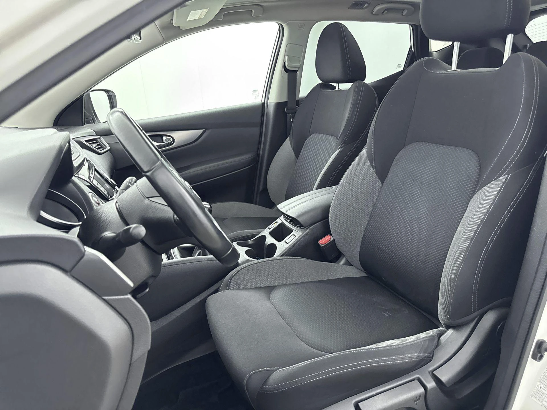 Nissan-QASHQAI-image-29