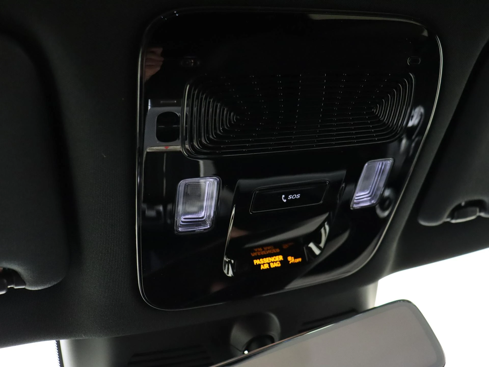 Mercedes-Benz-C-Klasse-image-21