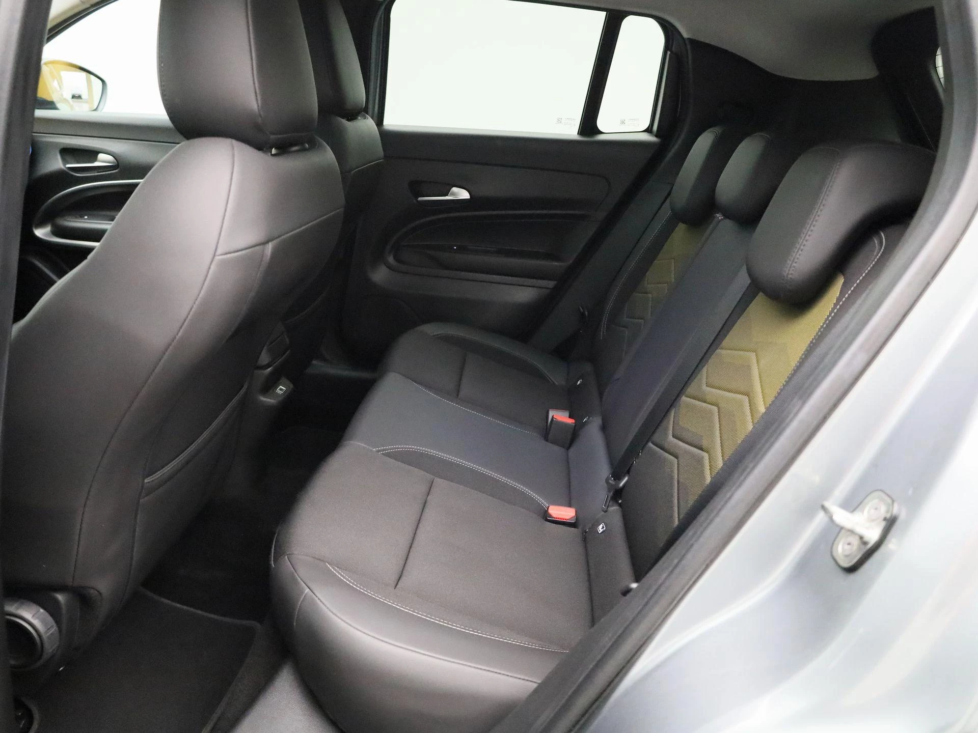 Jeep-Avenger-image-11