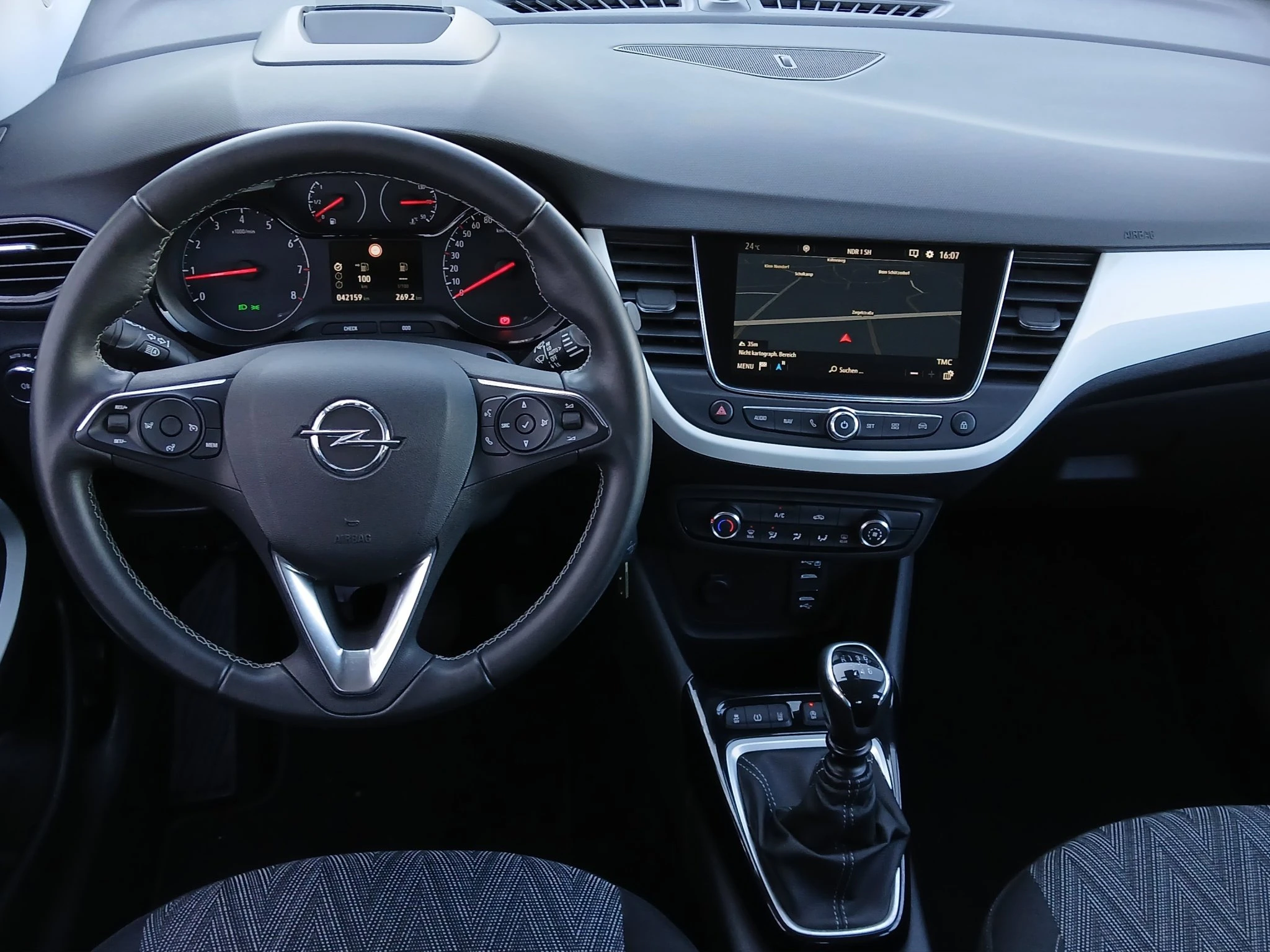 Opel-Crossland X-image-11