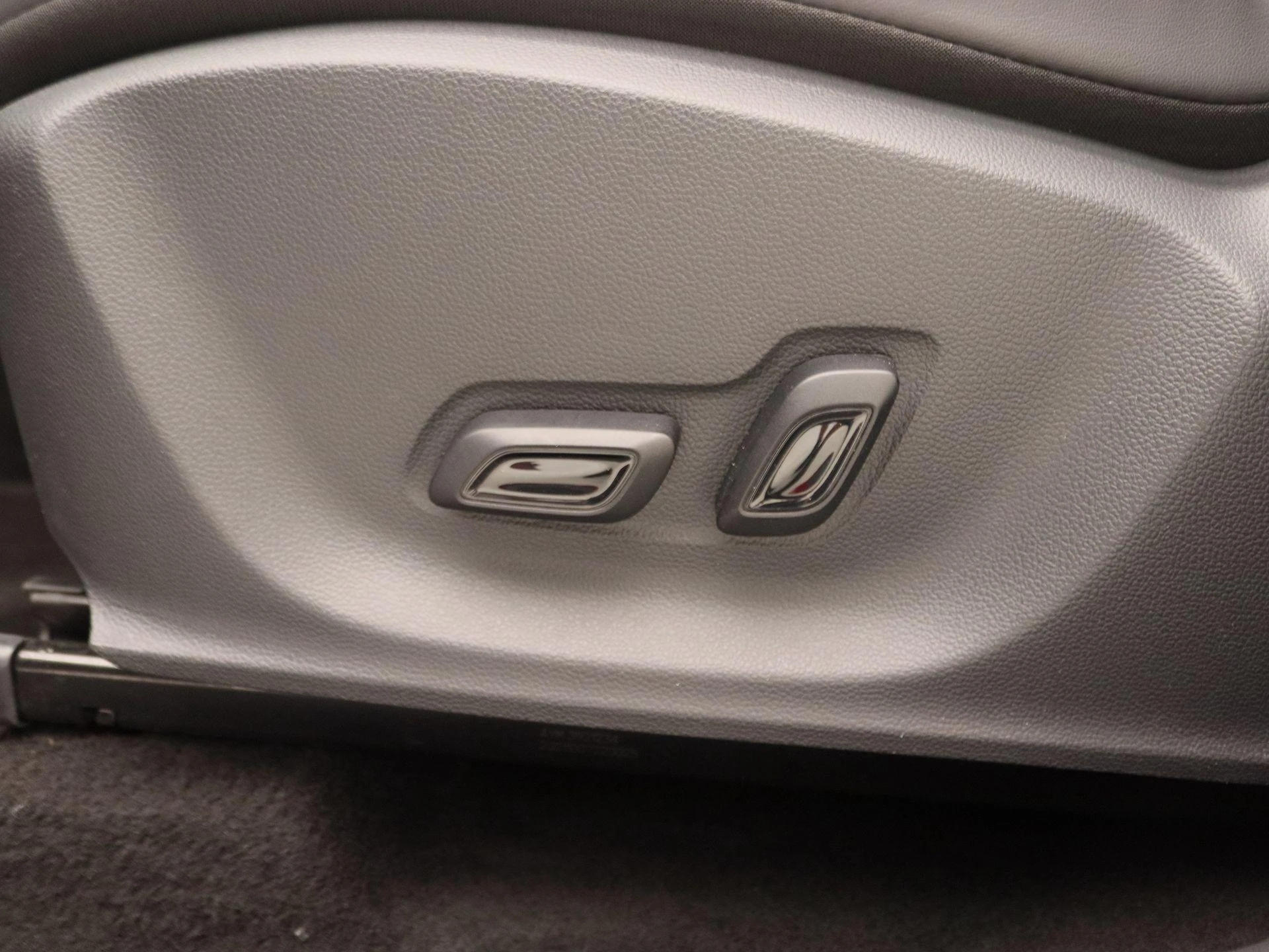 MG ZS EV Long Range Luxury 70 kWh