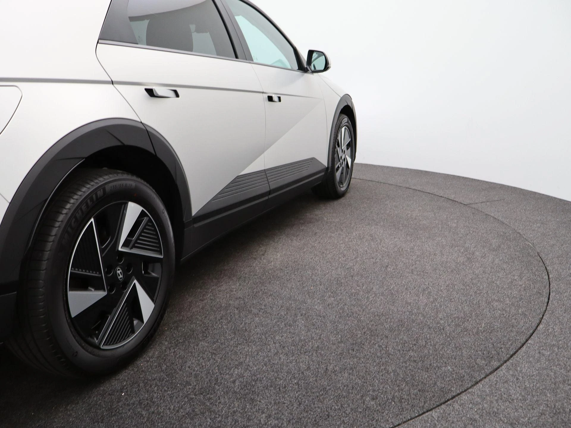 Hyundai-IONIQ 5-image-37