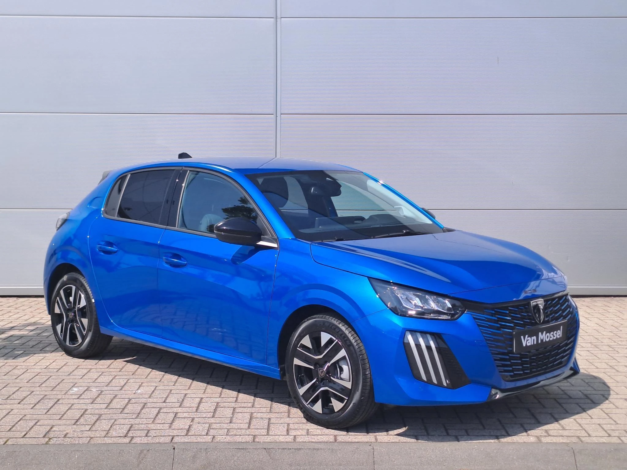 Peugeot-208-image-2