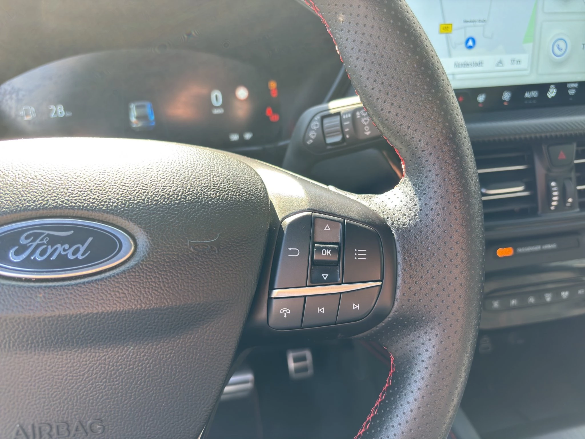 Ford Kuga ST-Line X Aut.*360GRAD*LED-MATRIX*NAVI*GRA*WINTER-PKT.