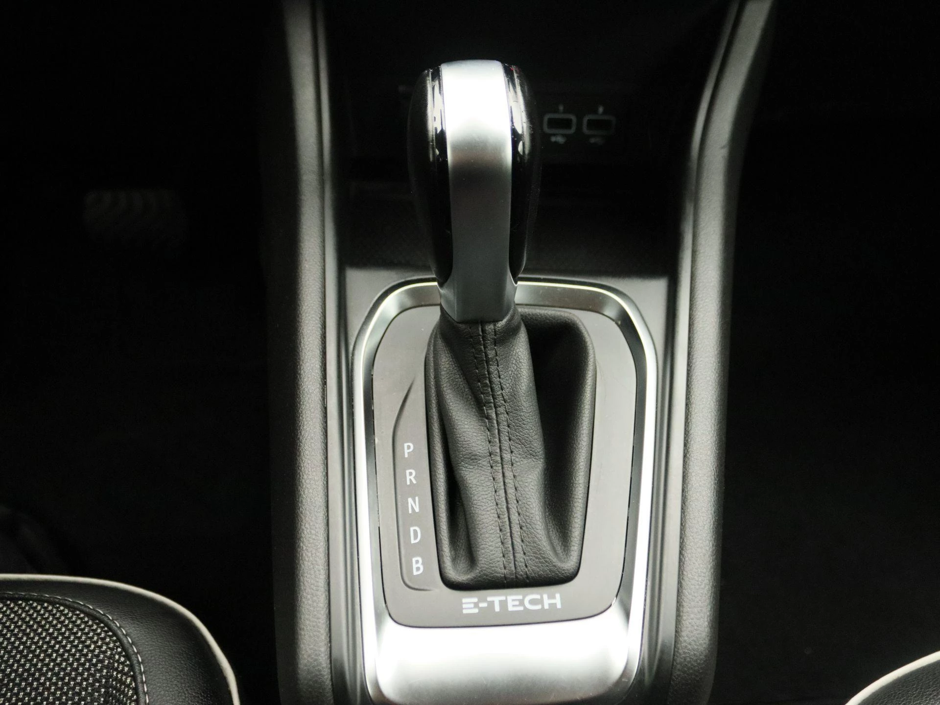 Renault-Captur-image-11