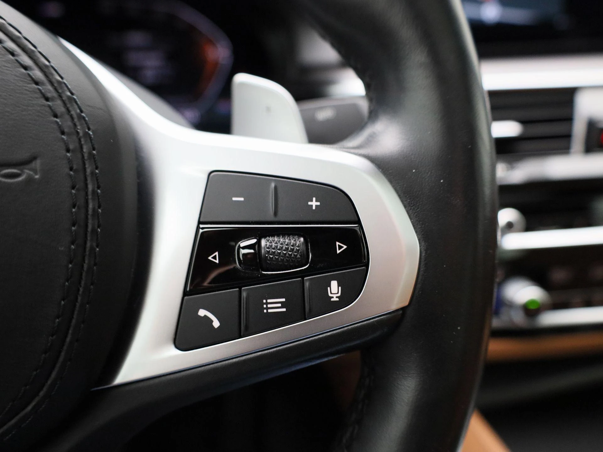BMW-5 Serie-image-19