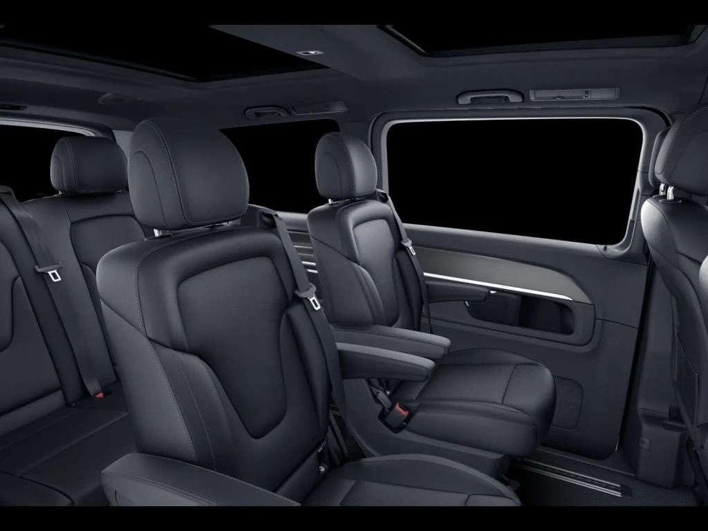 Mercedes-Benz-V-Klasse 300 d-image-9
