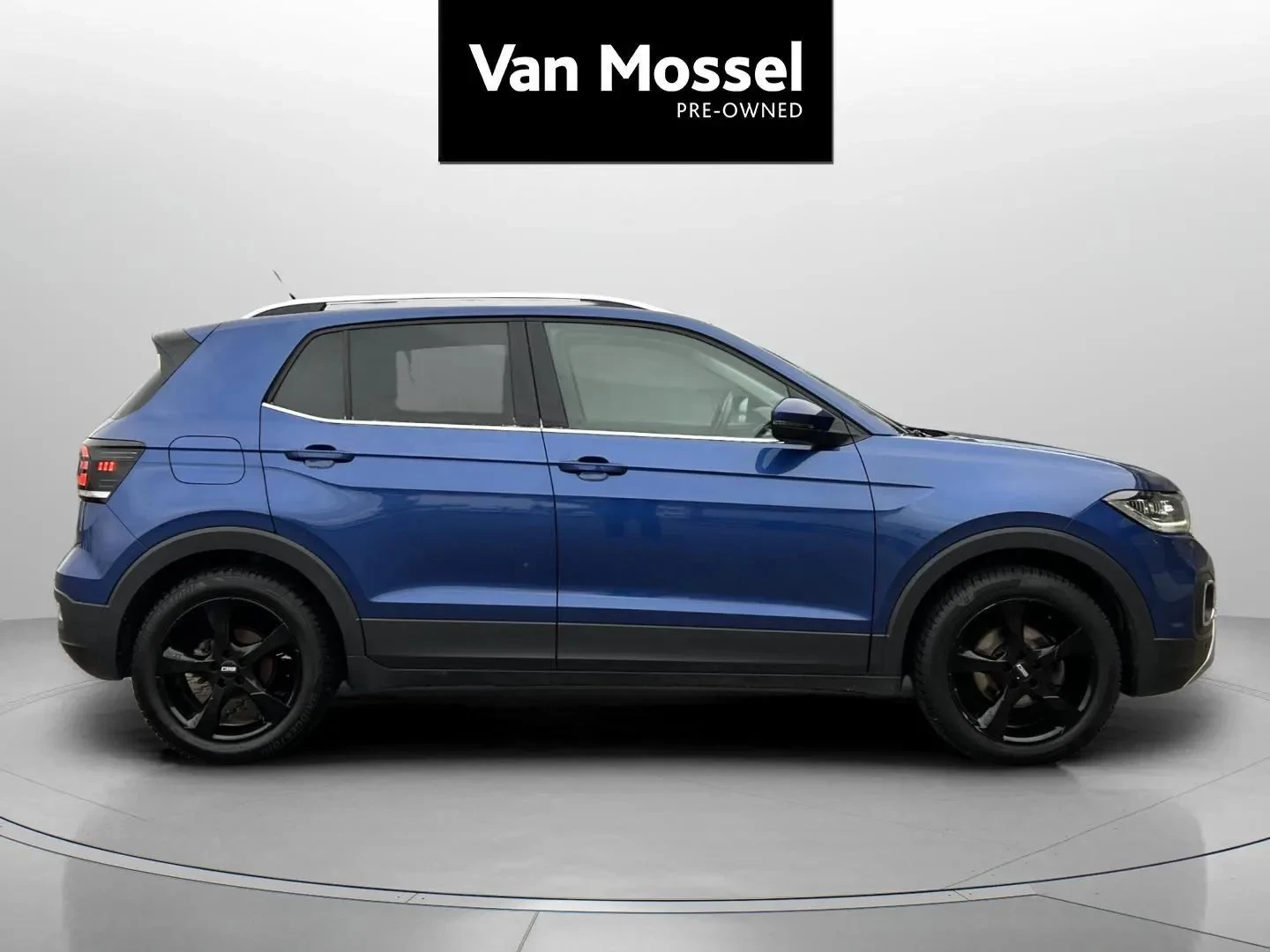Volkswagen-T-Cross-image-3