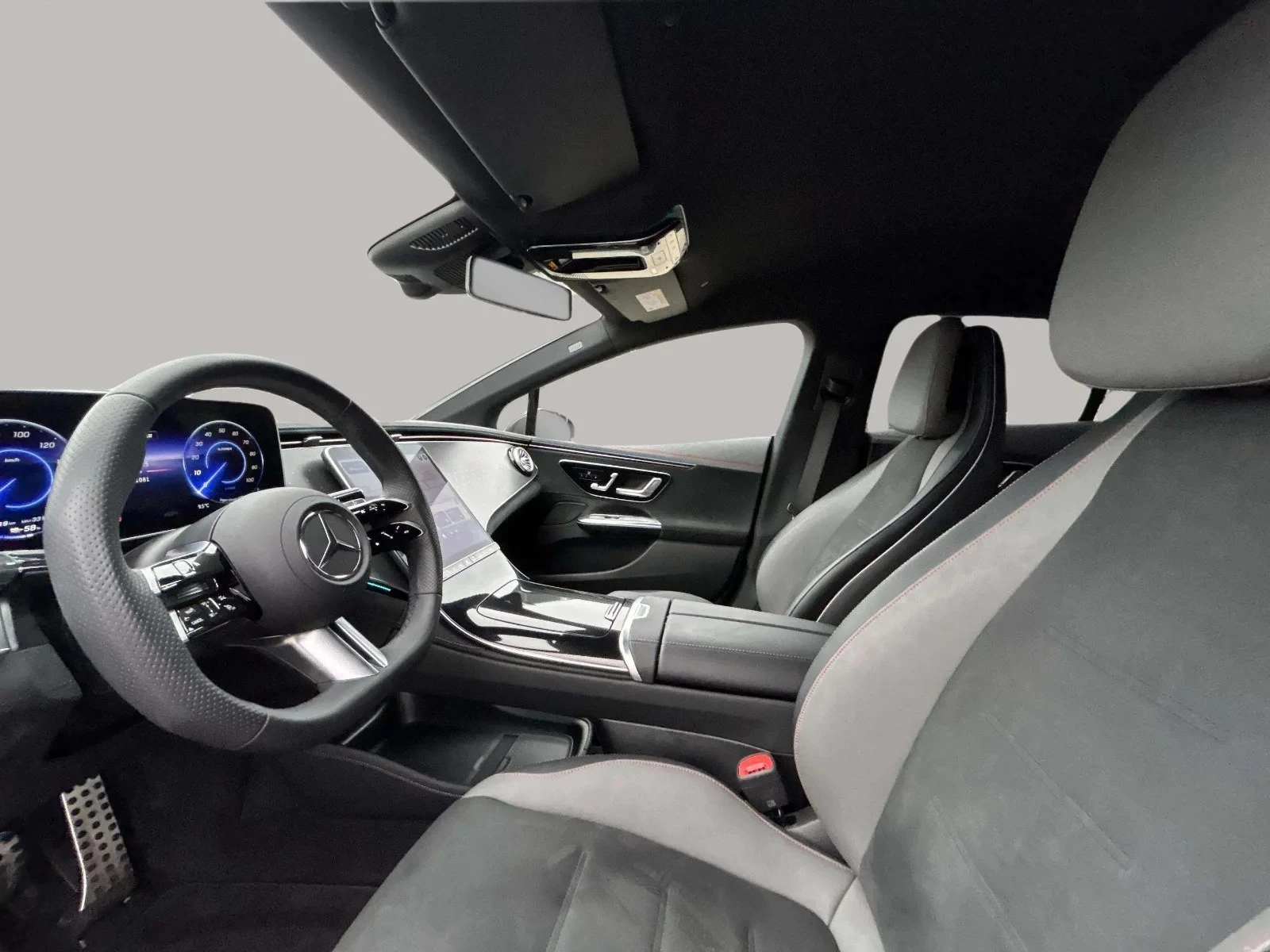 Mercedes-Benz-EQE-image-9