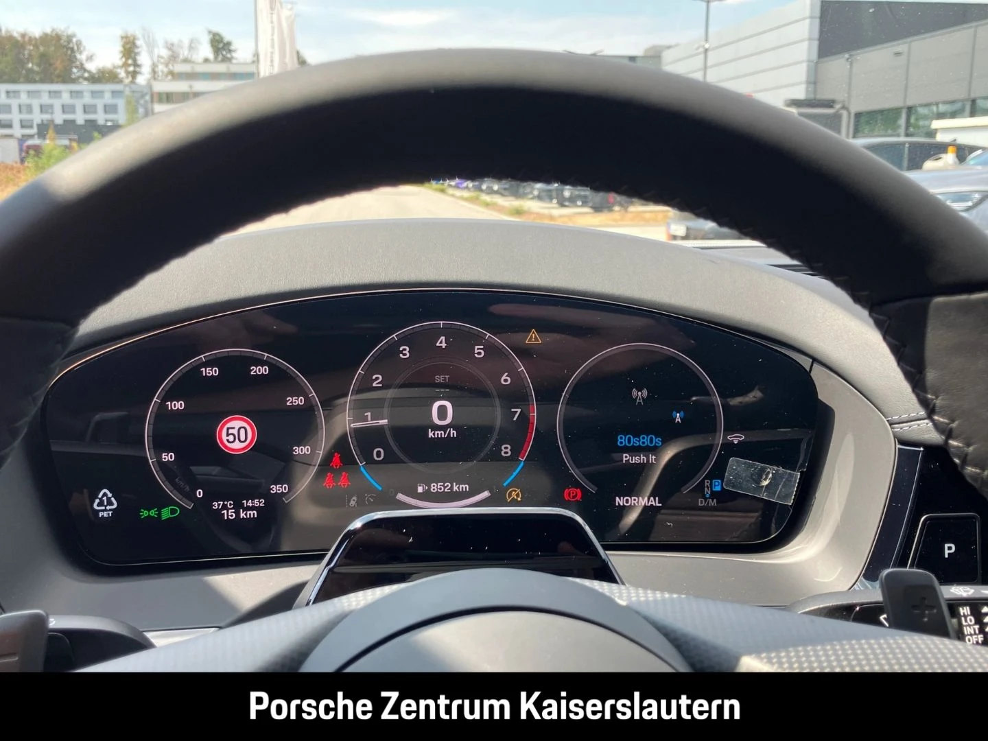 Porsche-Panamera-image-14