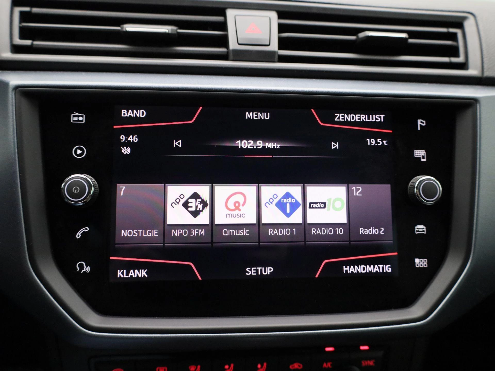 SEAT Arona 1.0 TSI Xcellence Business Intense