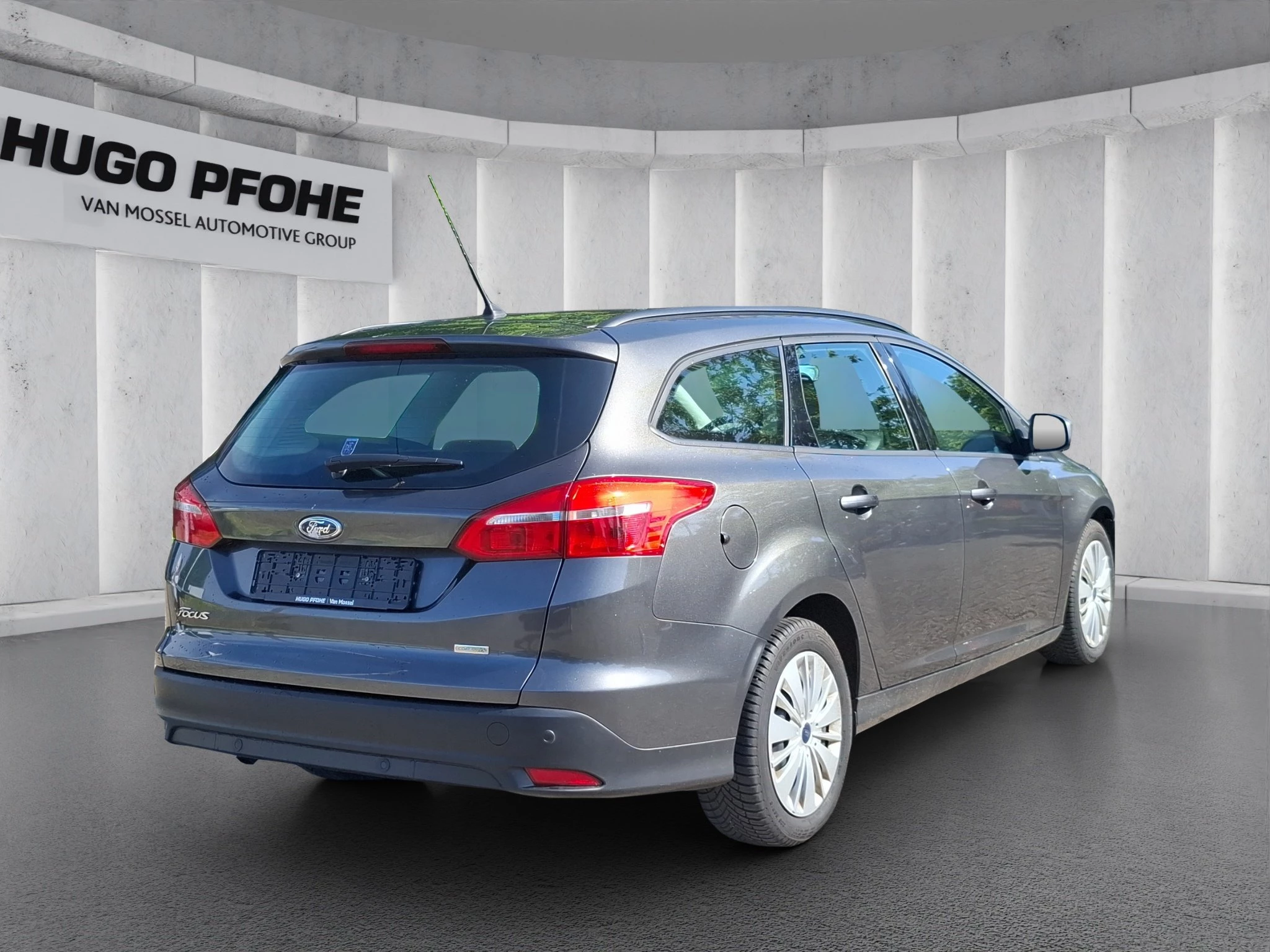 Ford Focus Turnier | NAVI | PDC | TEMPOMAT | SHZ | LRHZ | BLT