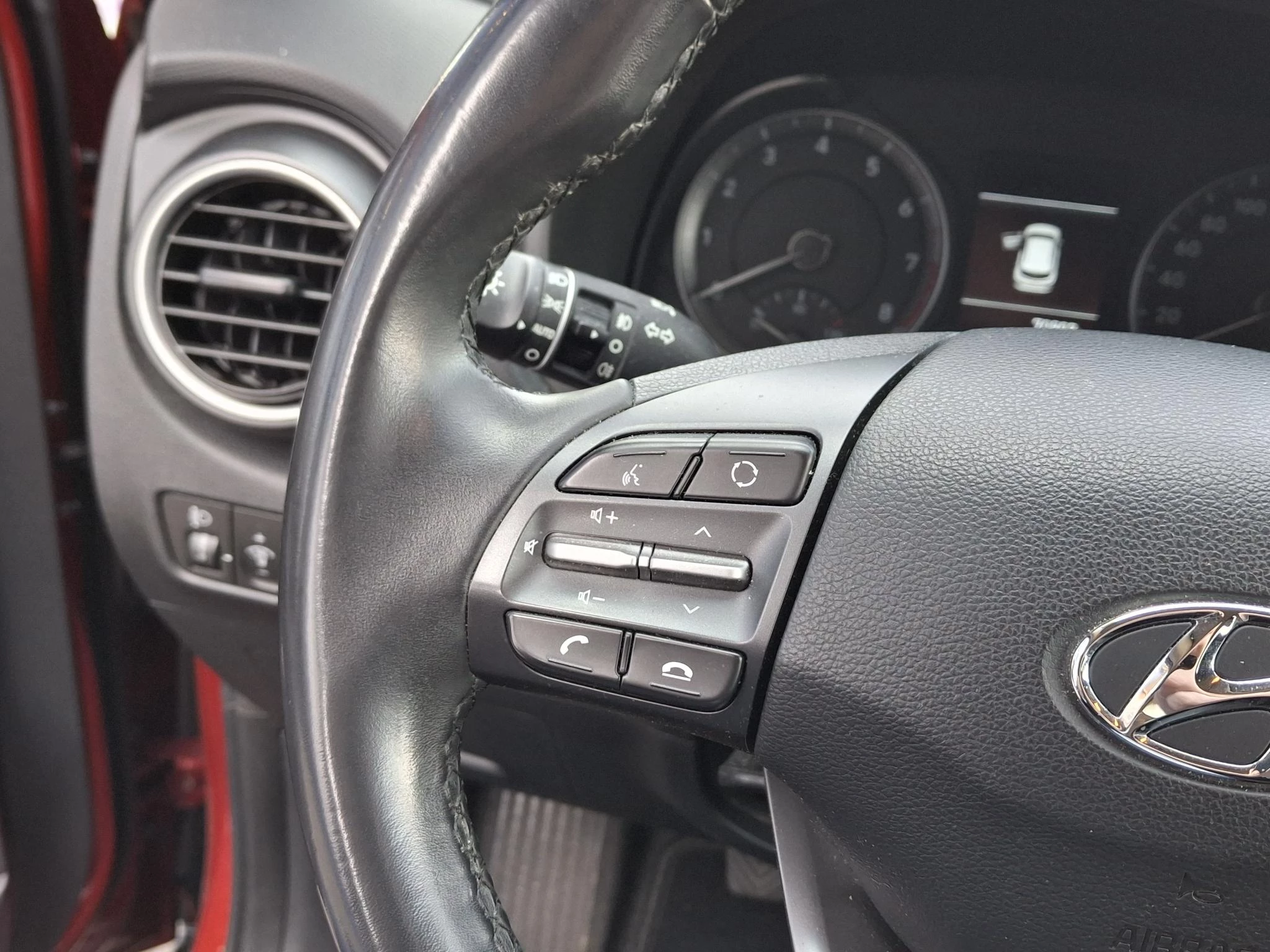 Hyundai-Kona-image-12