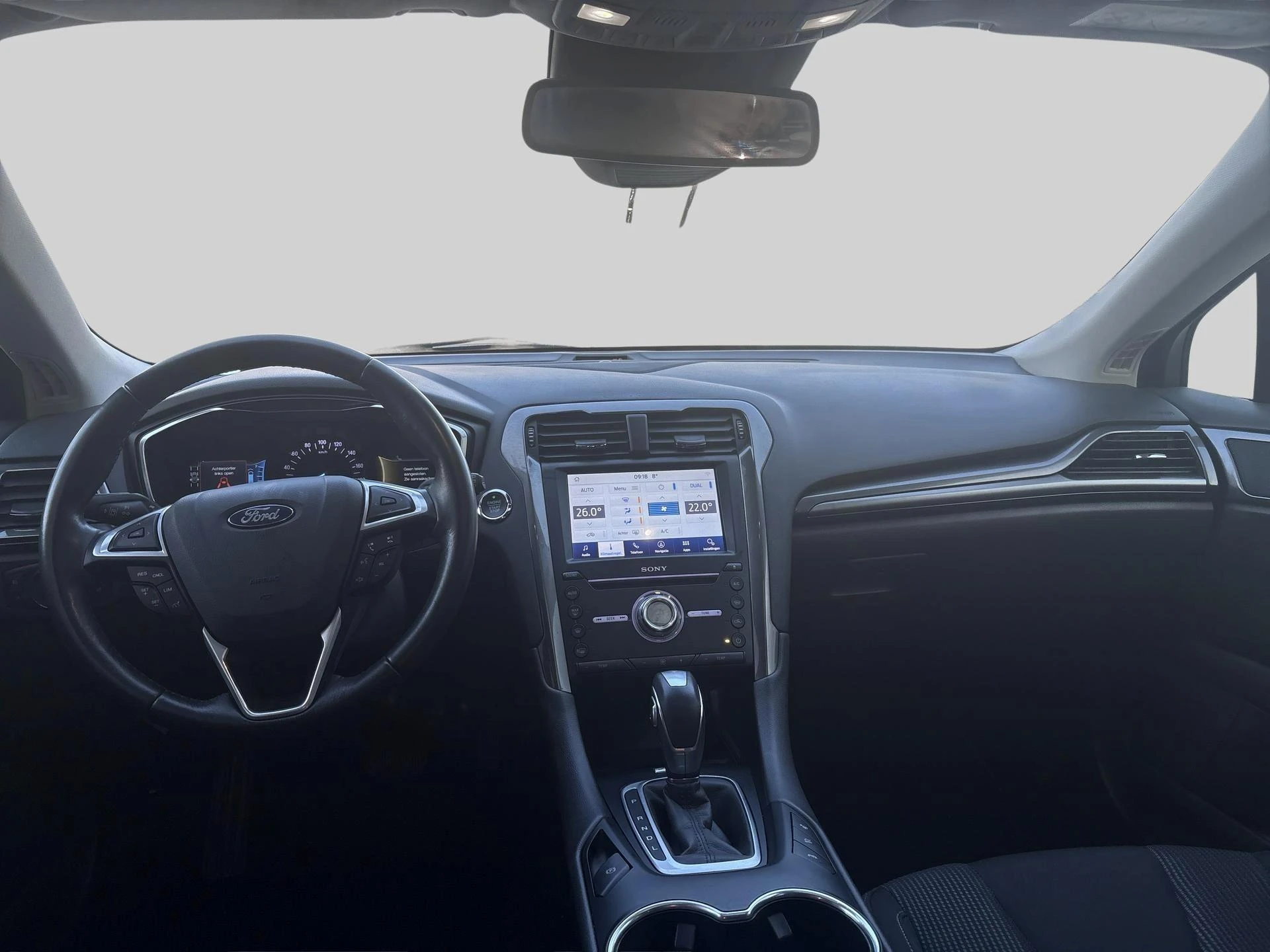 Ford-Mondeo-image-12