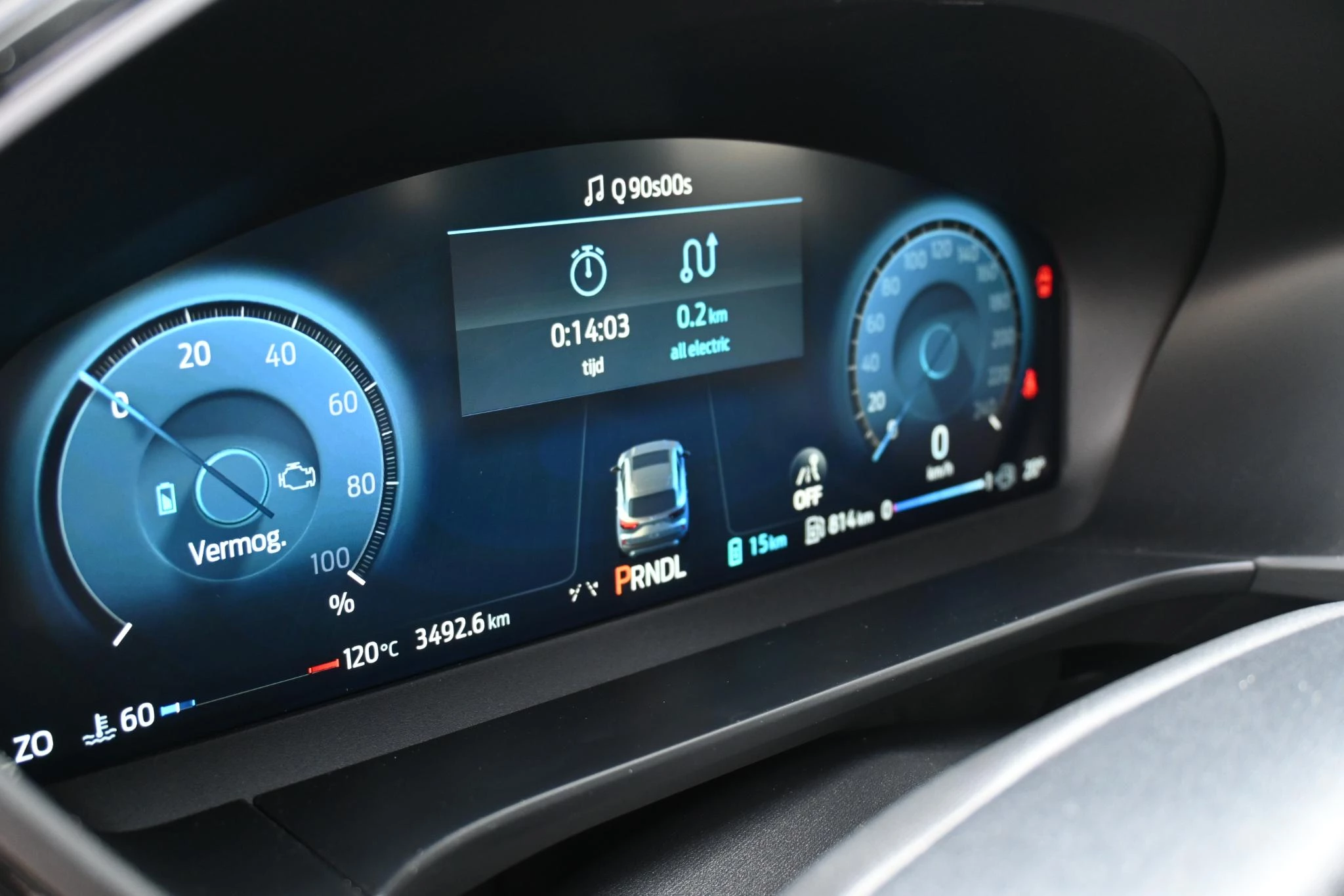 Ford Kuga 2.5 PHEV Sound Edition