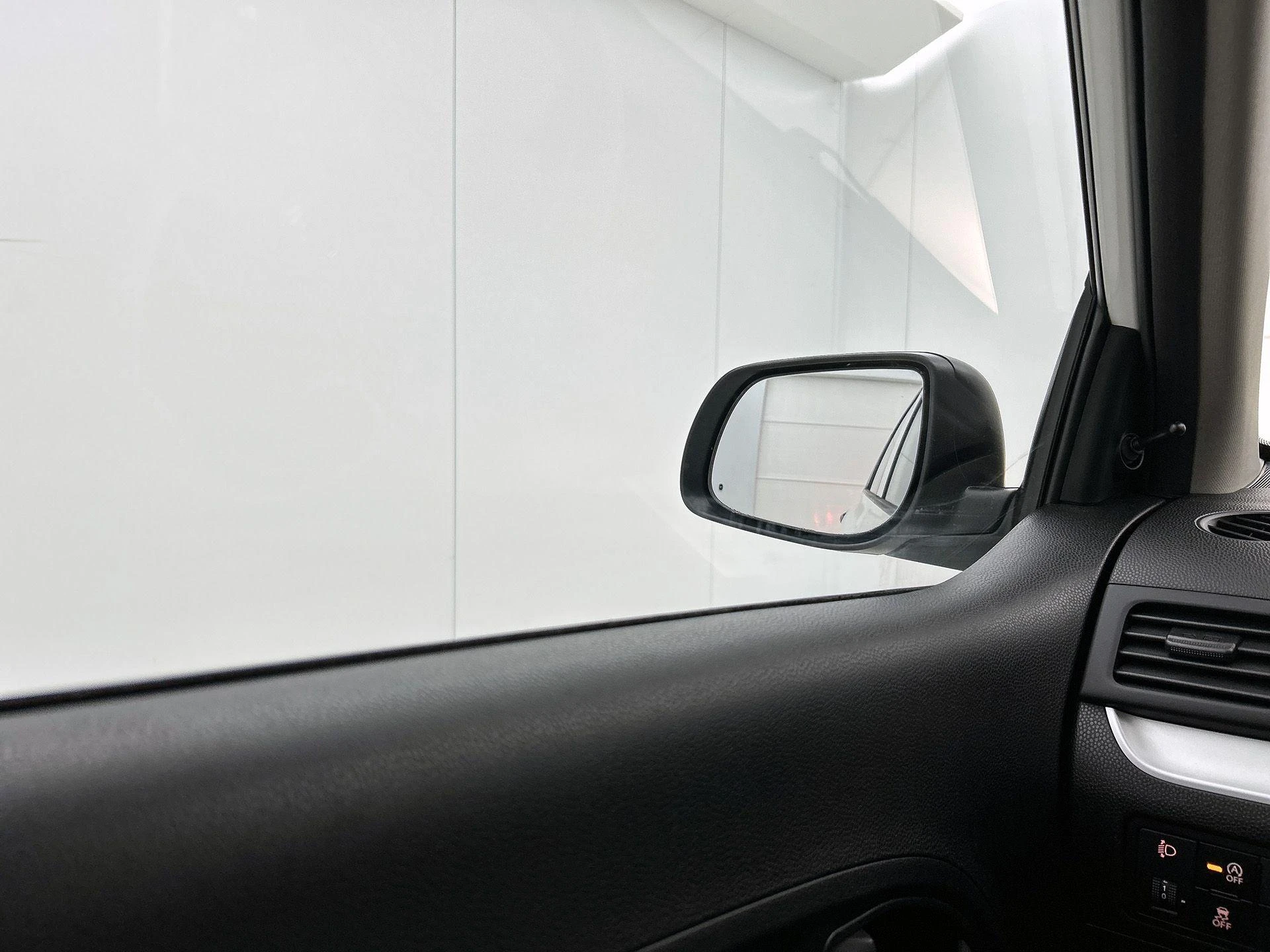 Kia-Picanto-image-19