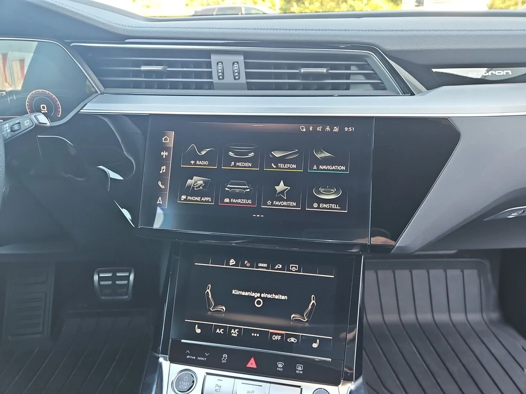 Audi-Q8 e-tron-image-11