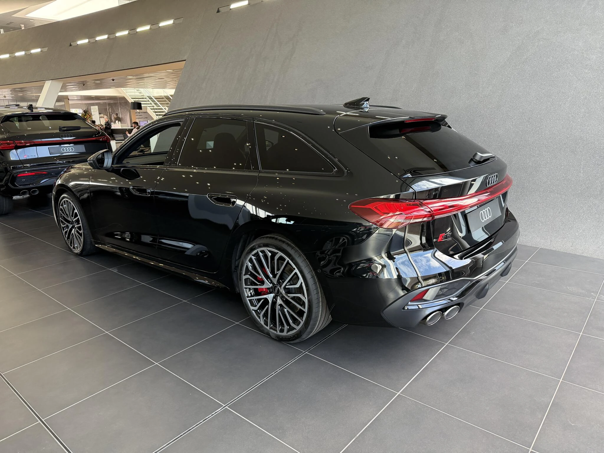 Audi-S5-image-3