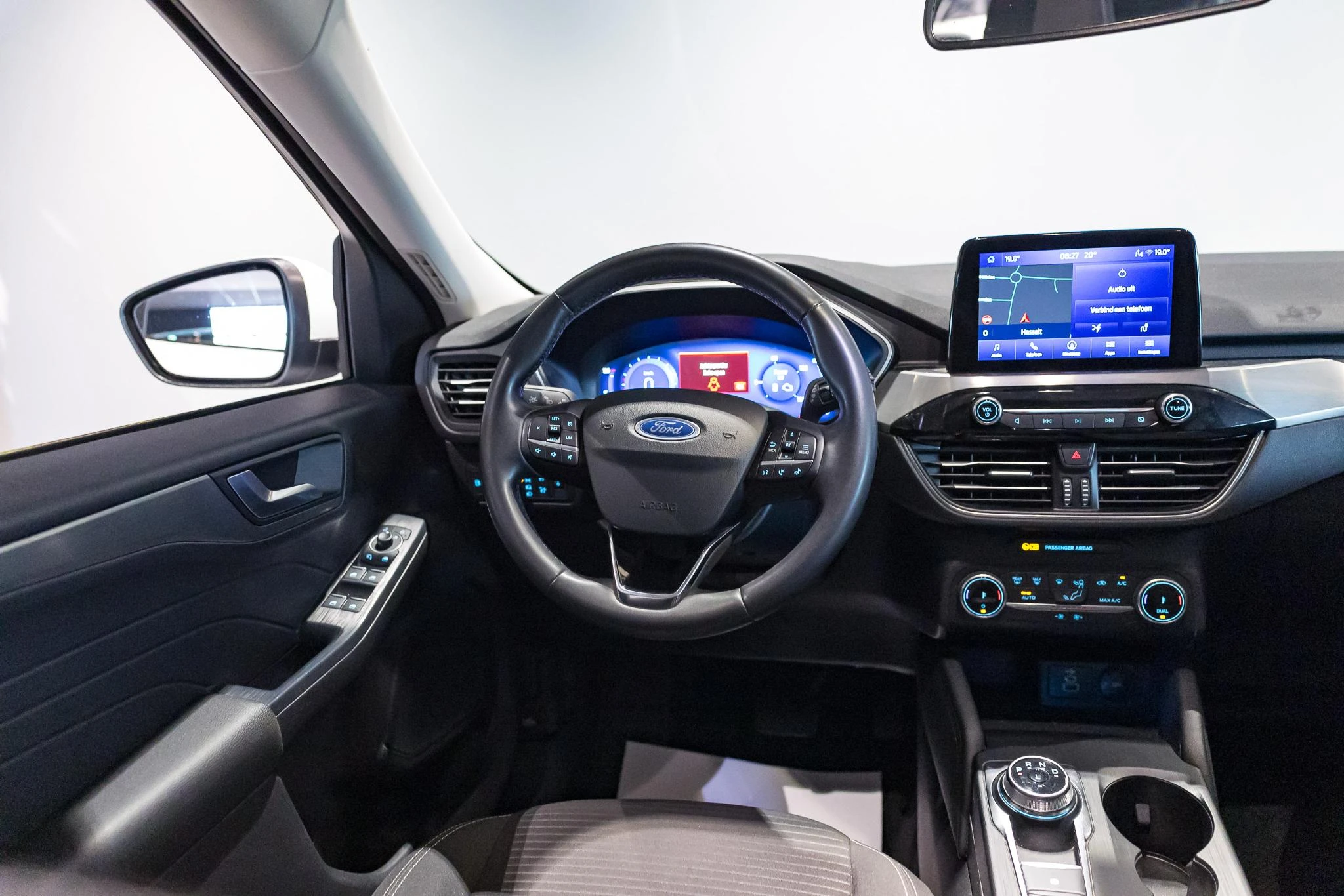 Ford-Kuga-image-17