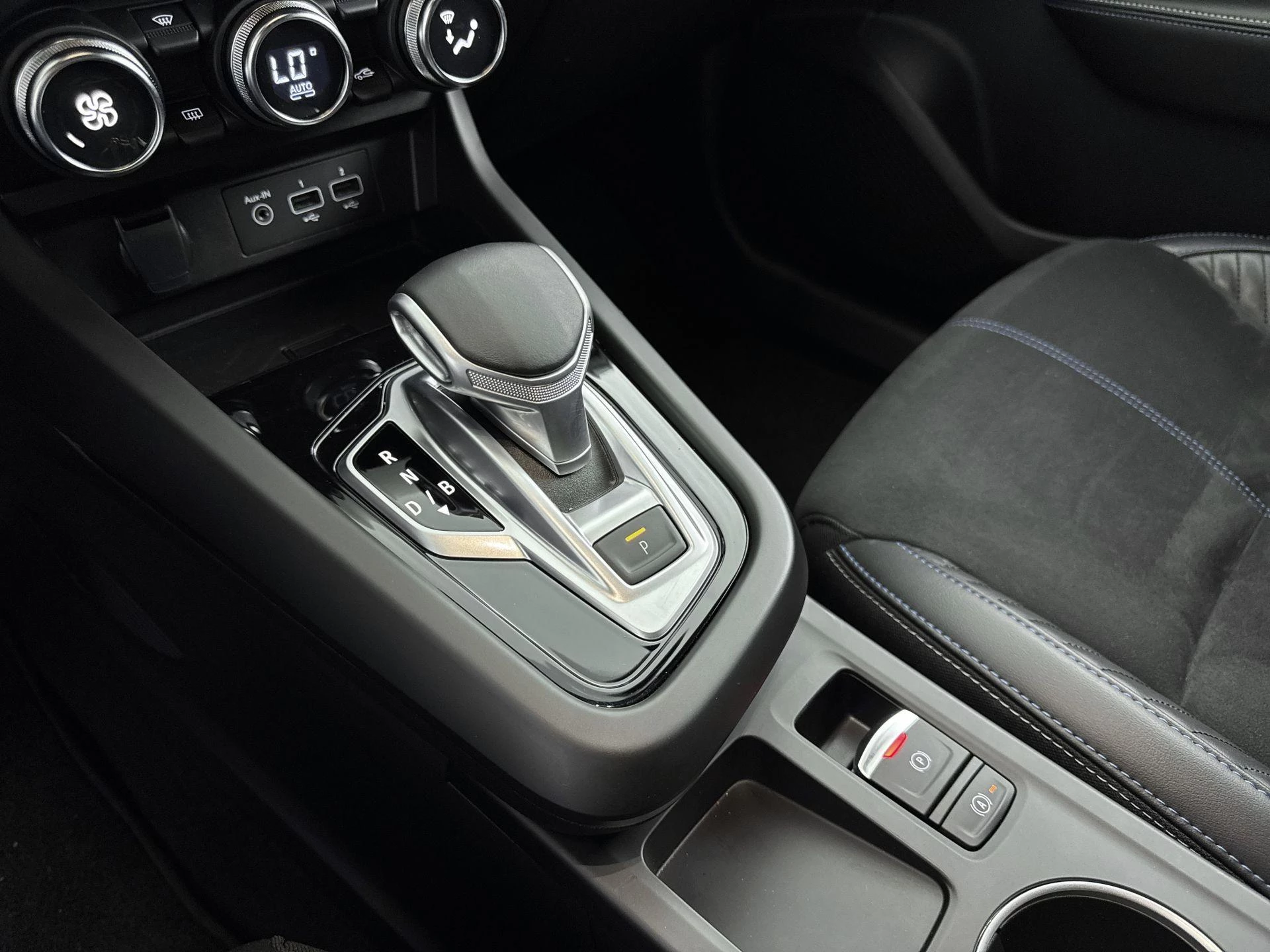 Renault-Arkana-image-12