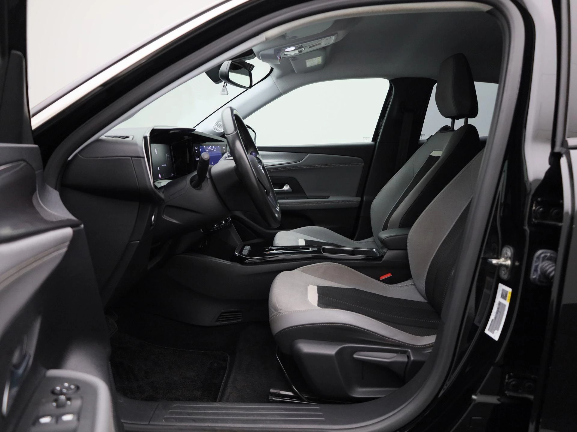 Opel Mokka-e BEV 50kWh e-Elegance