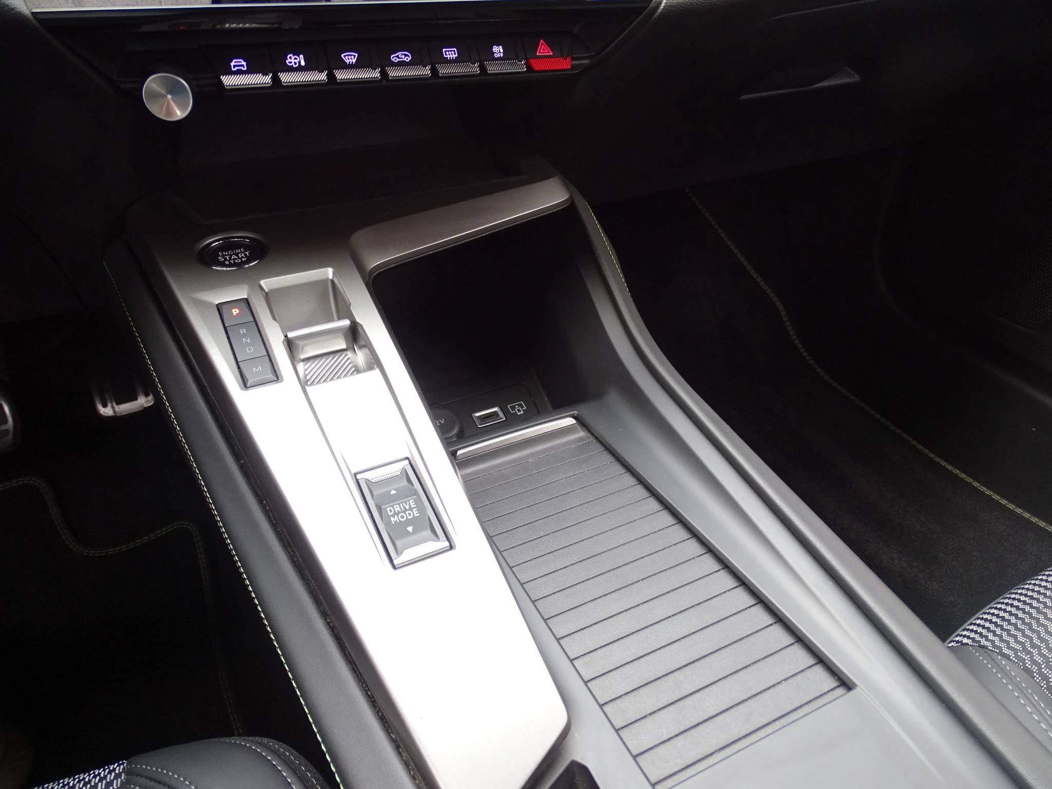 Peugeot-408-image-20
