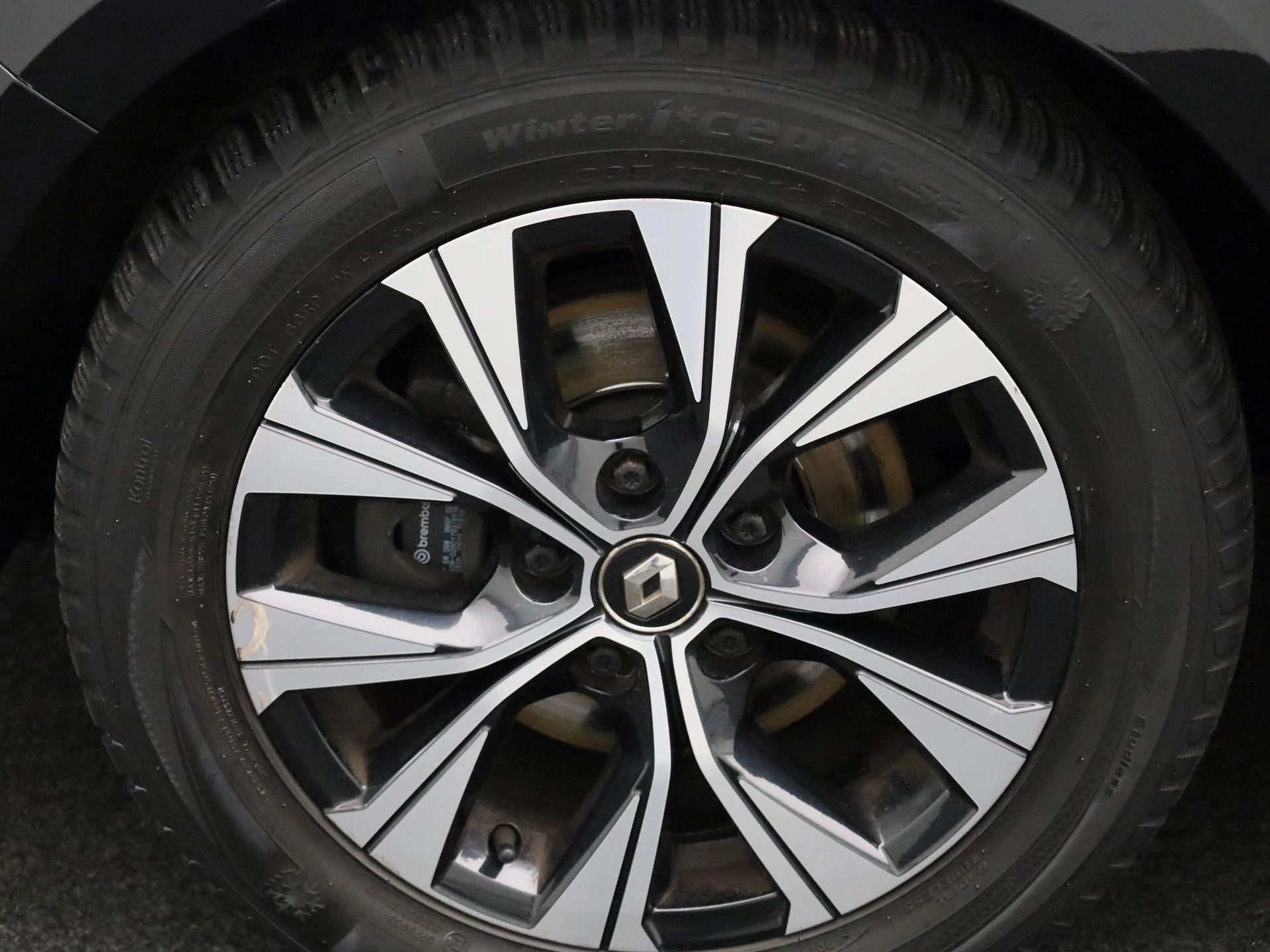 Renault-Mégane Grand Tour-image-13