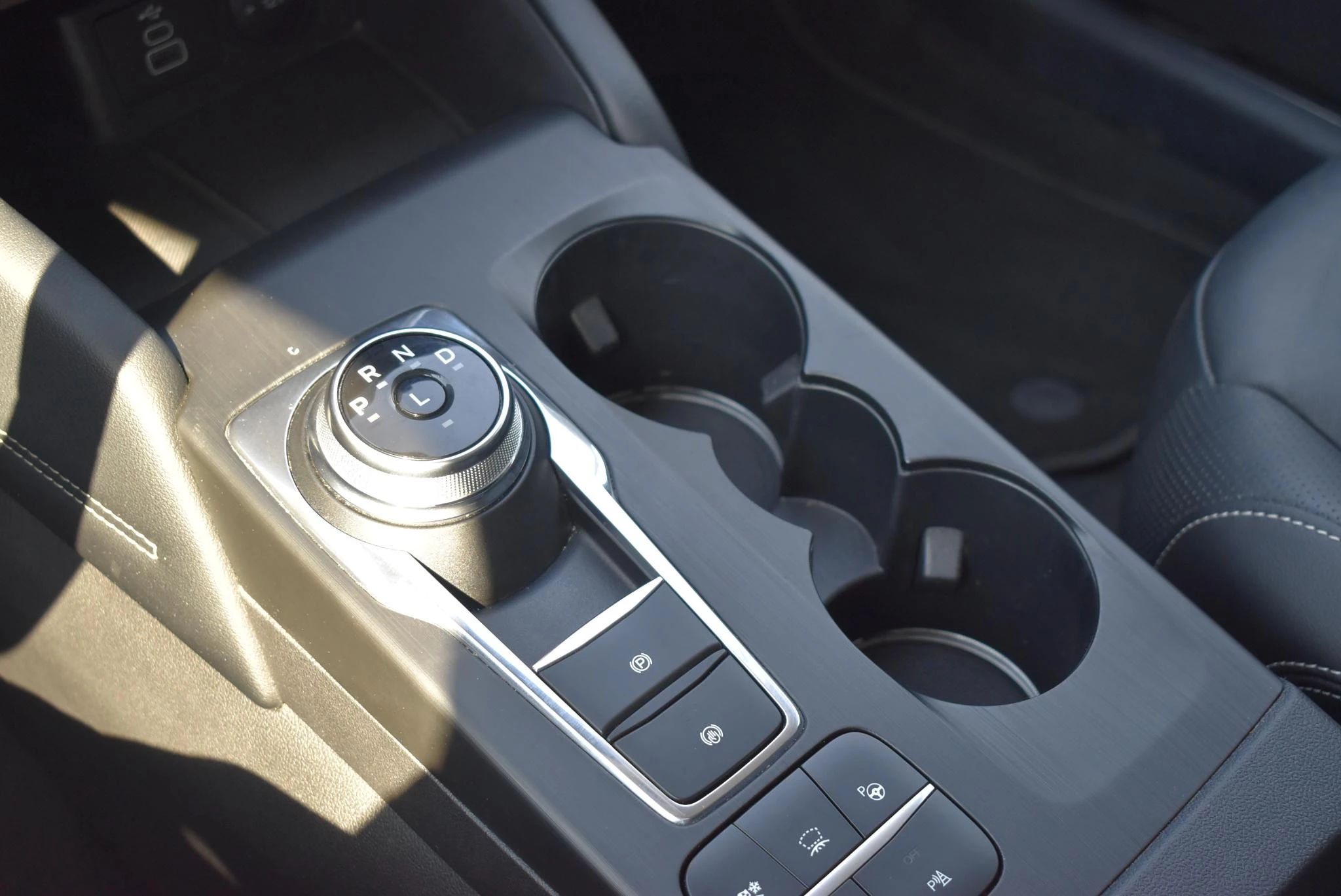Ford-Kuga-image-31