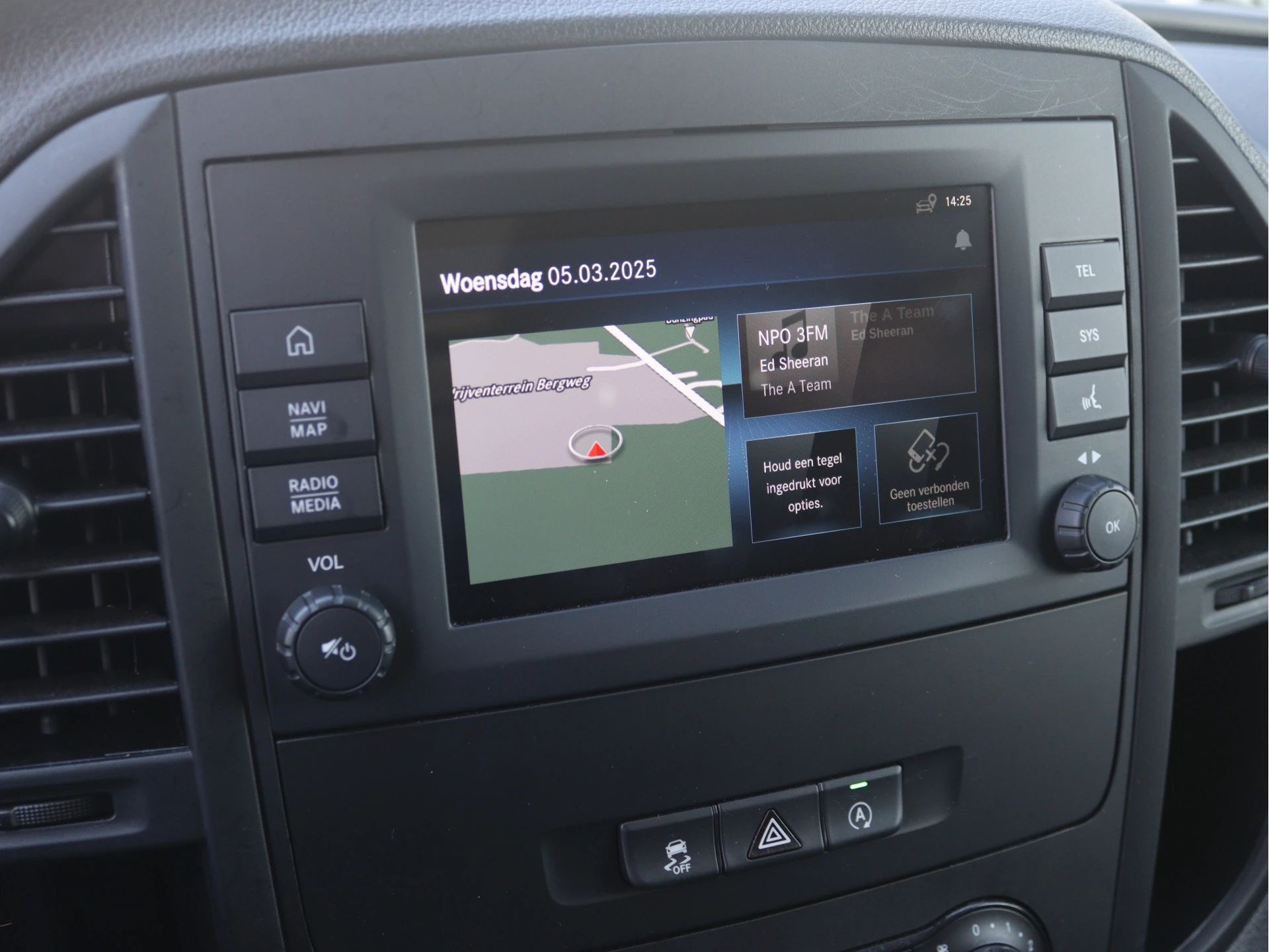 Mercedes-Benz-Vito-image-5